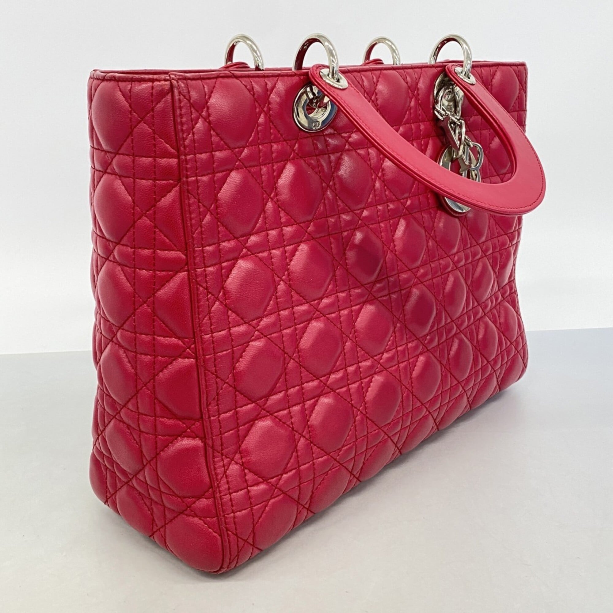 Christian Dior Red Color Leather Handbag (Pre-Owned)