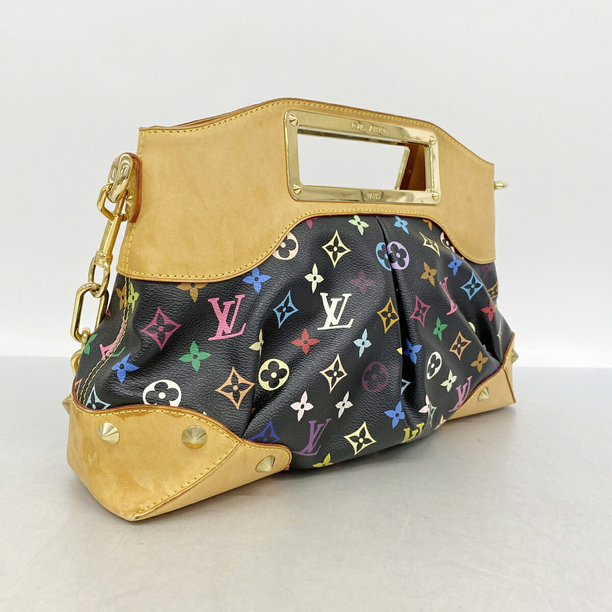 Louis Vuitton Noir Handbag (Pre-Owned)