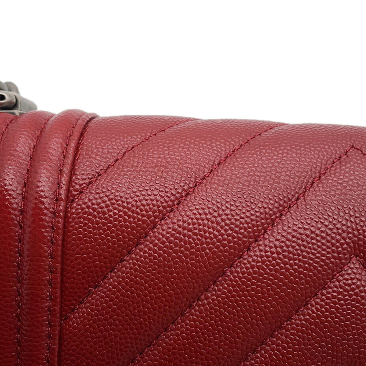 Chanel Boy Chanel Red Color Grained Calfskin Handbag Shoulder Bag (Pre-Owned)