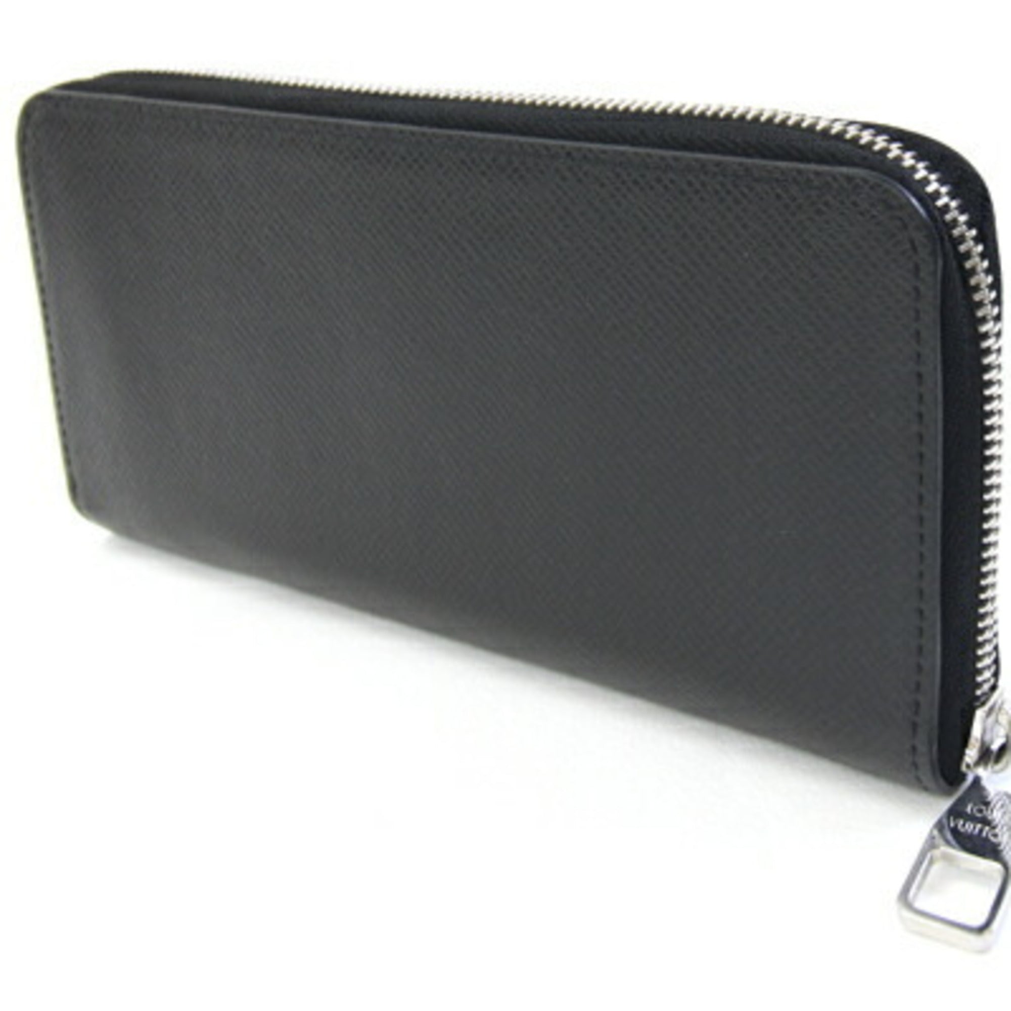 Louis Vuitton Black Noir Taiga Leather Leather Long Wallet (Bi-Fold) (Pre-Owned)