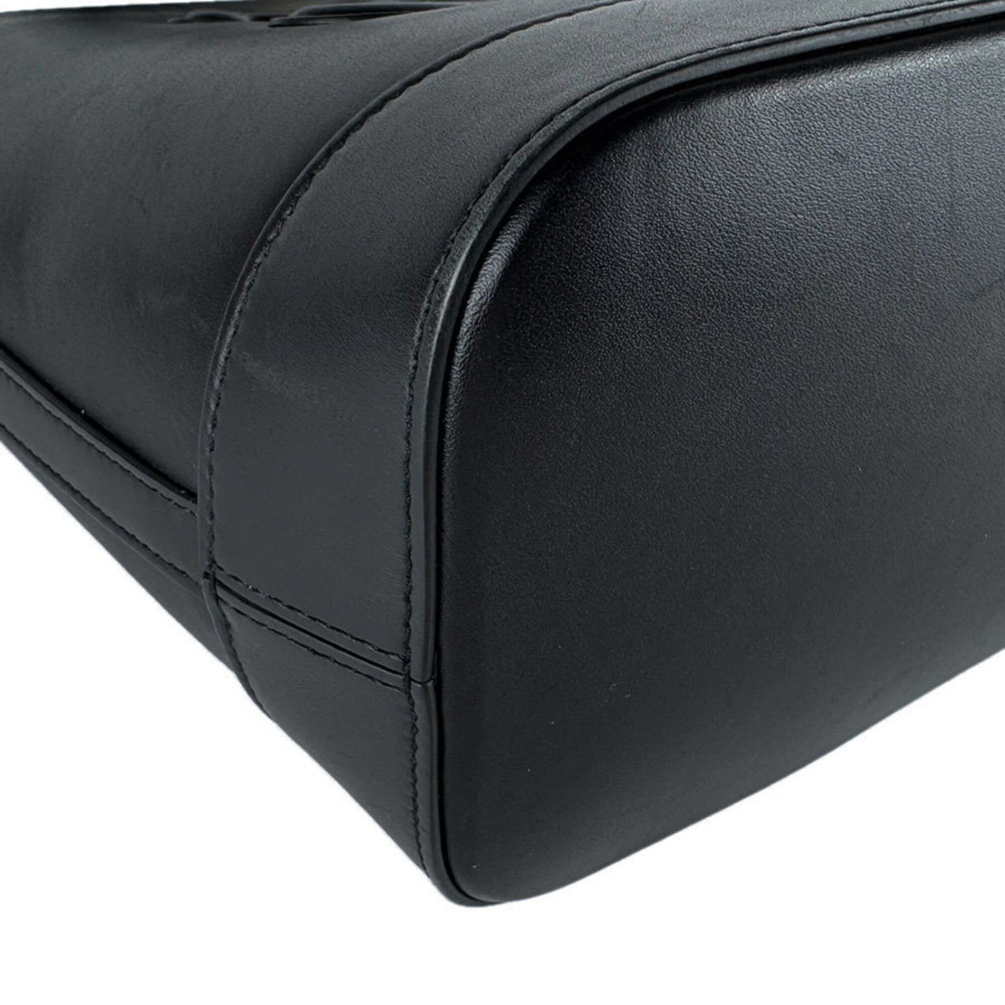 Celine Black Leather Shoulder Bag (Pre-Owned)