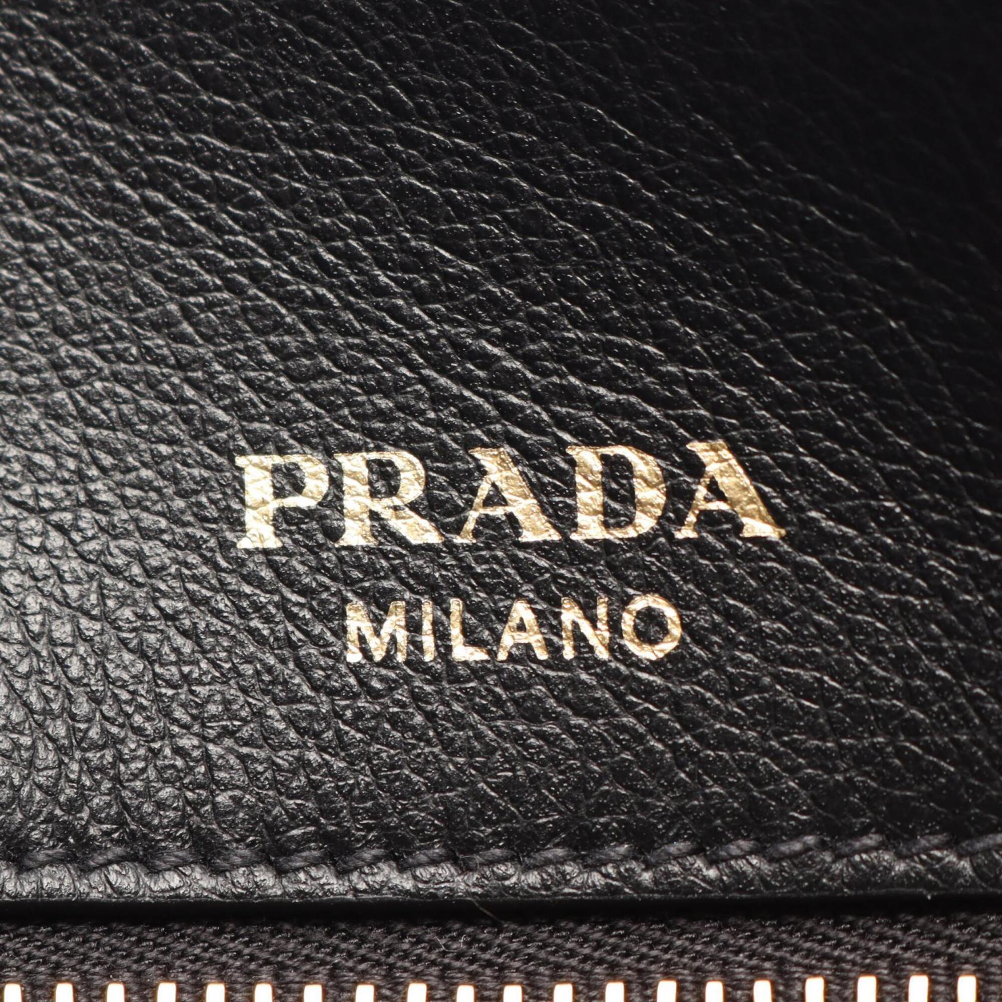 Prada Black Leather Handbag (Pre-Owned)