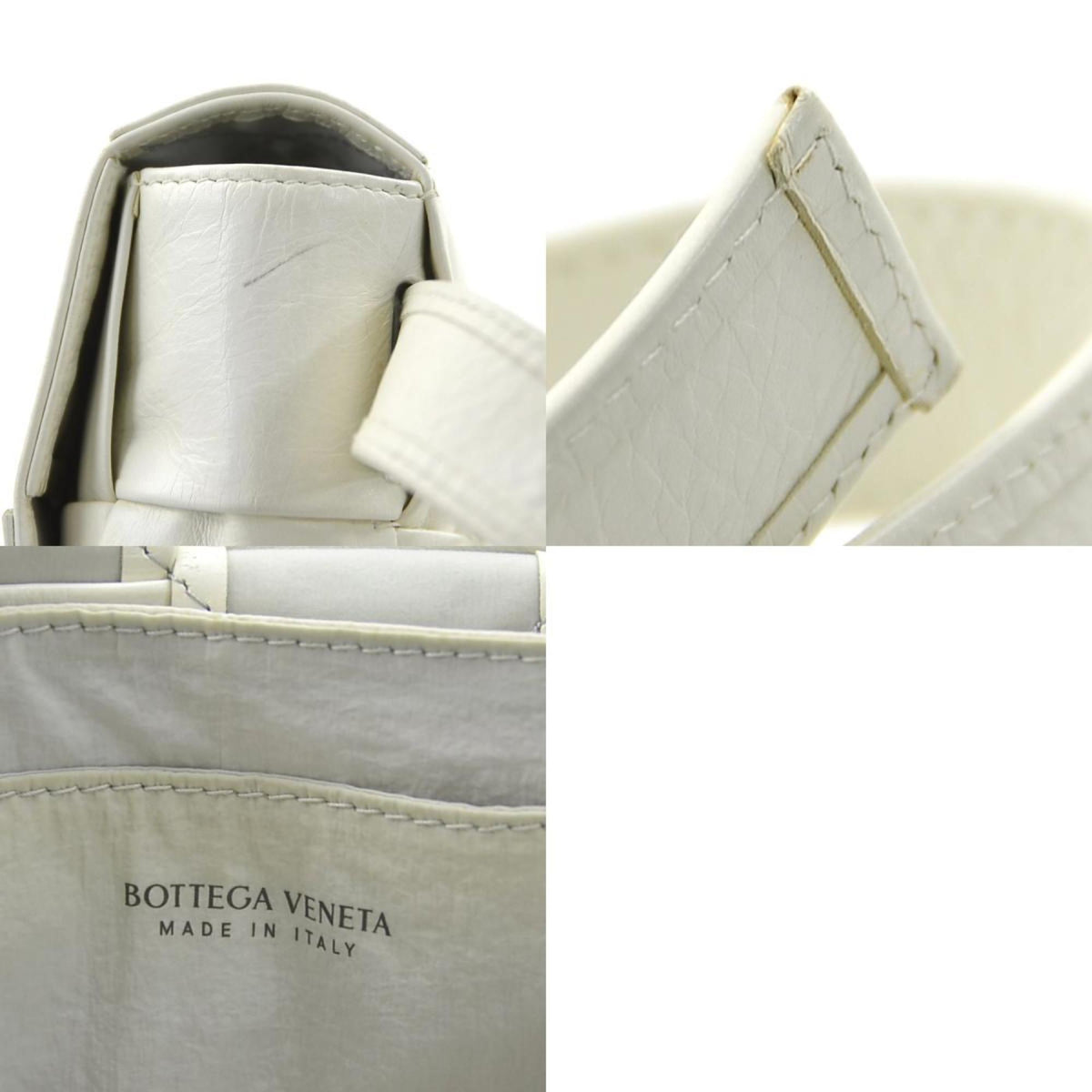 Bottega Veneta White Leather Fanny Pack (Pre-Owned)