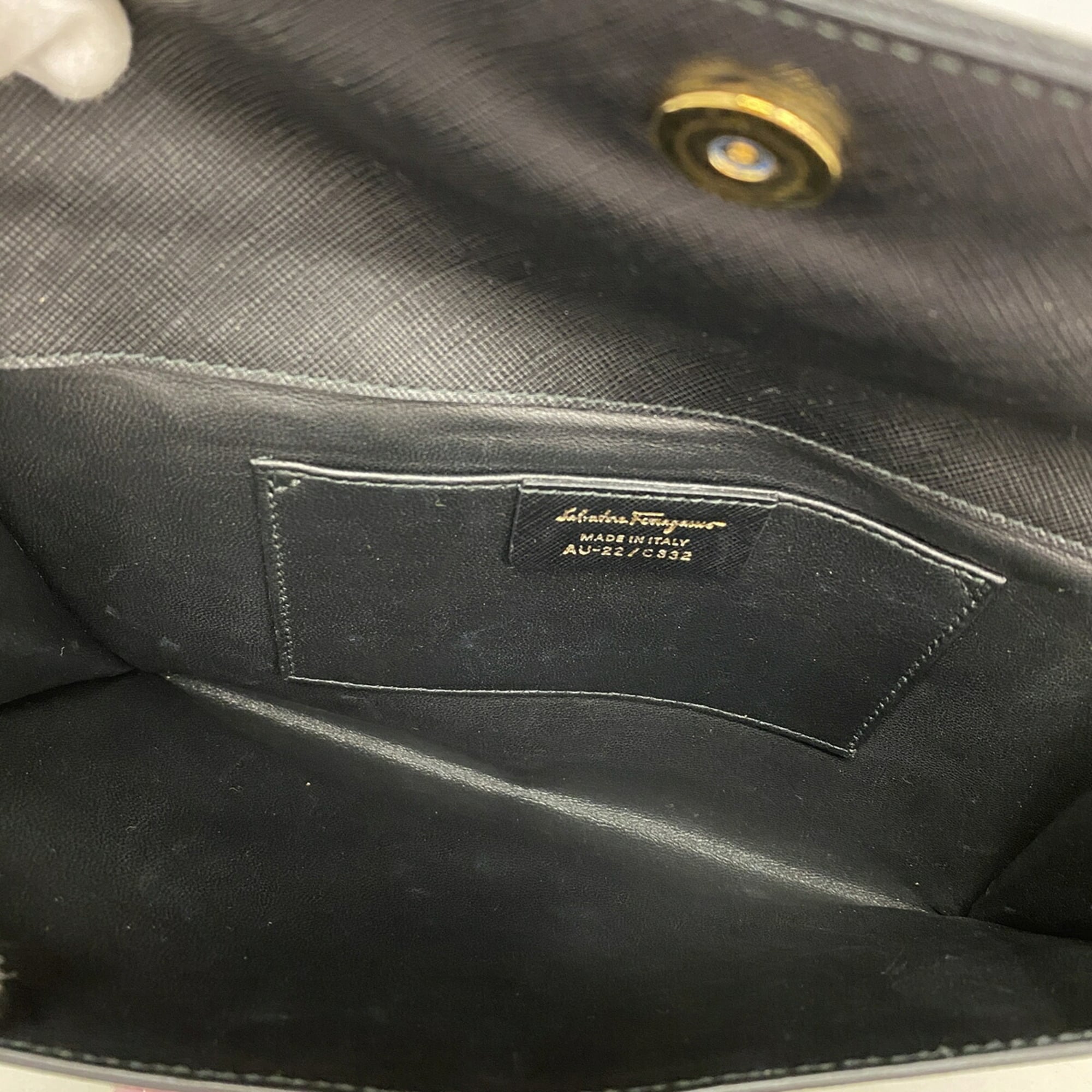 Salvatore Ferragamo Black Leather Clutch Bag (Pre-Owned)