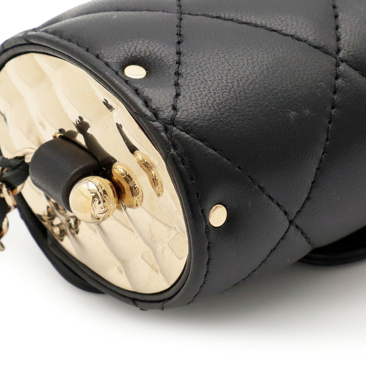 Chanel Matelasse Black Leather Pochette Shoulder Bag (Pre-Owned)