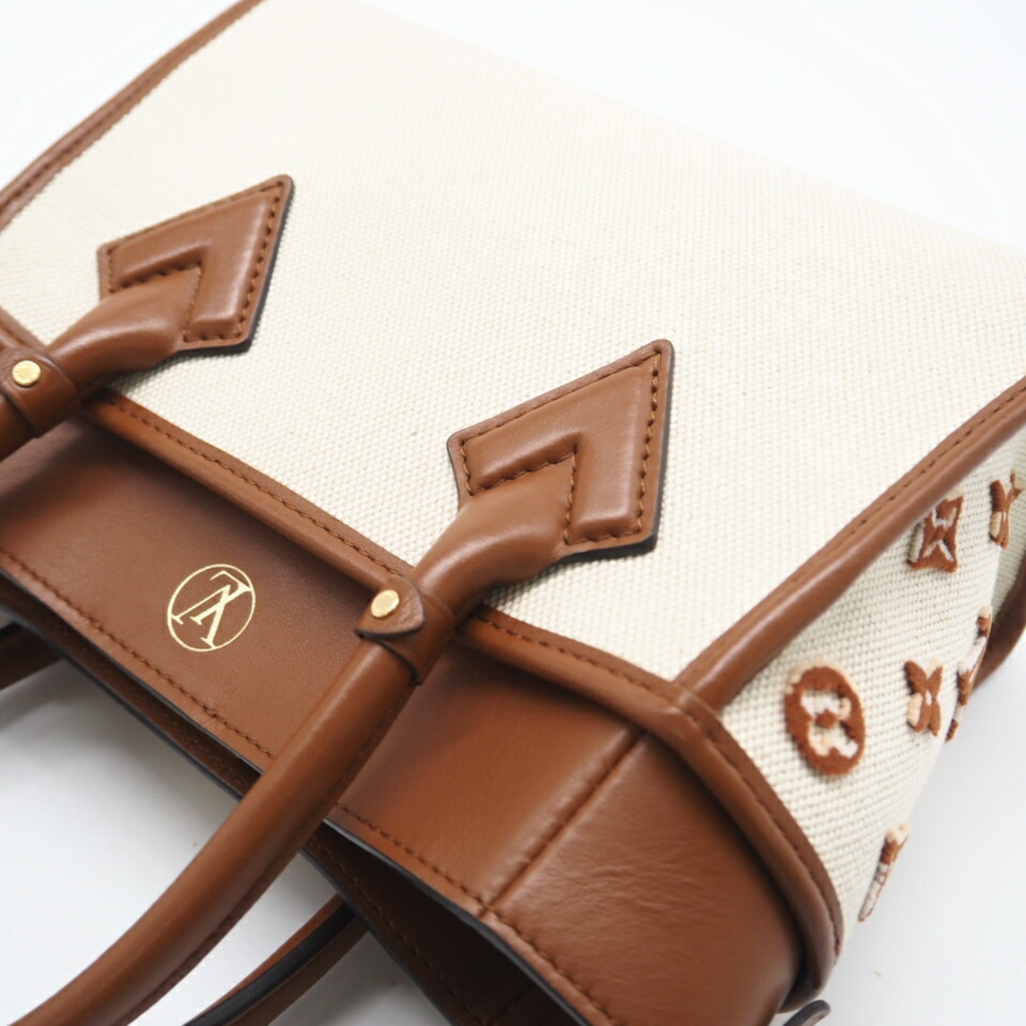 Louis Vuitton Beige Brown Canvas Leather Shoulder Bag (Pre-Owned)