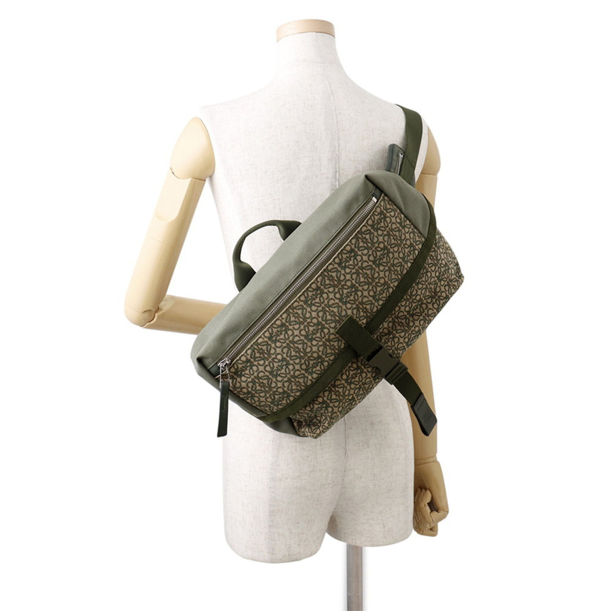 Loewe Green Khaki Canvas Handbag Sling Bag (Pre-Owned)