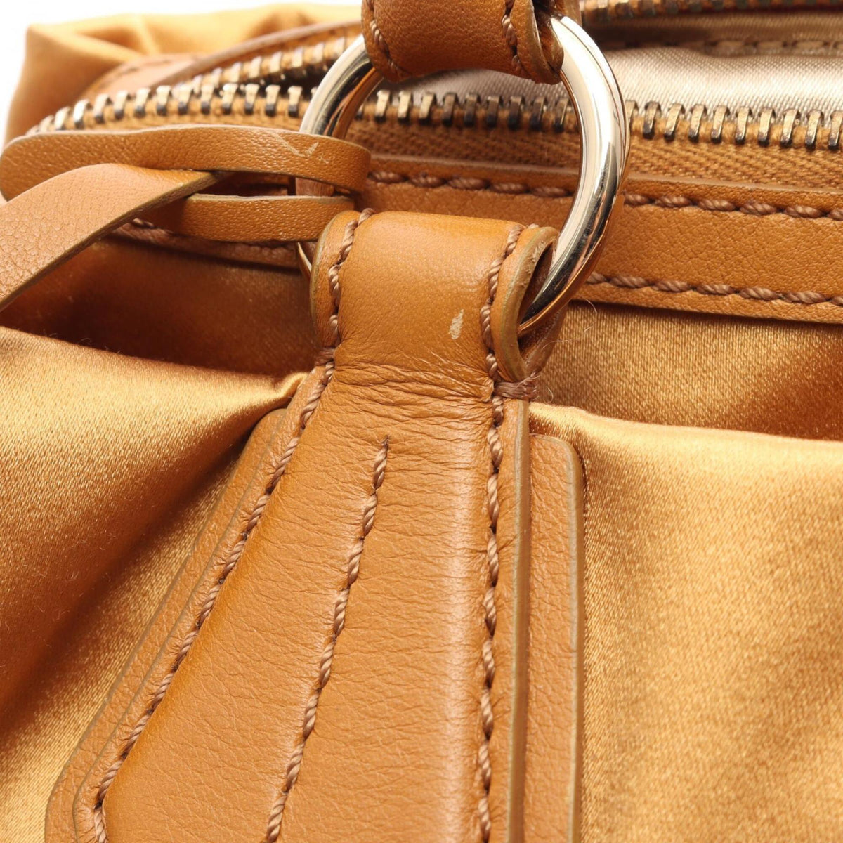 Tod's Brown Fabric Leather Handbag (Pre-Owned)