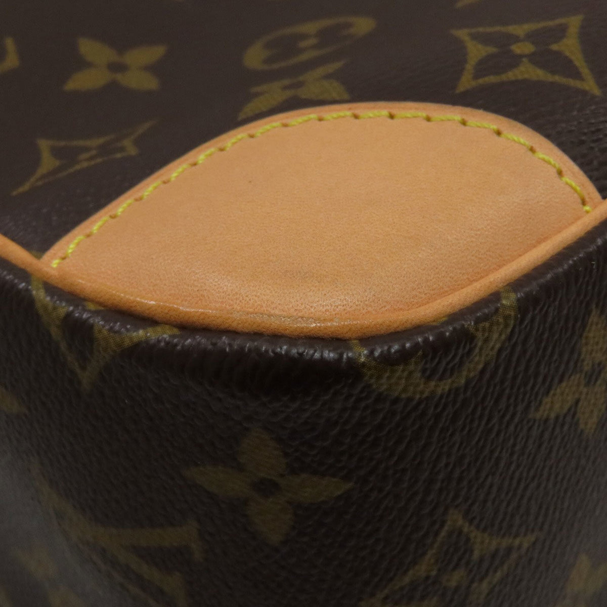 Louis Vuitton Monogram Monogram Canvas Shoulder Bag (Pre-Owned)