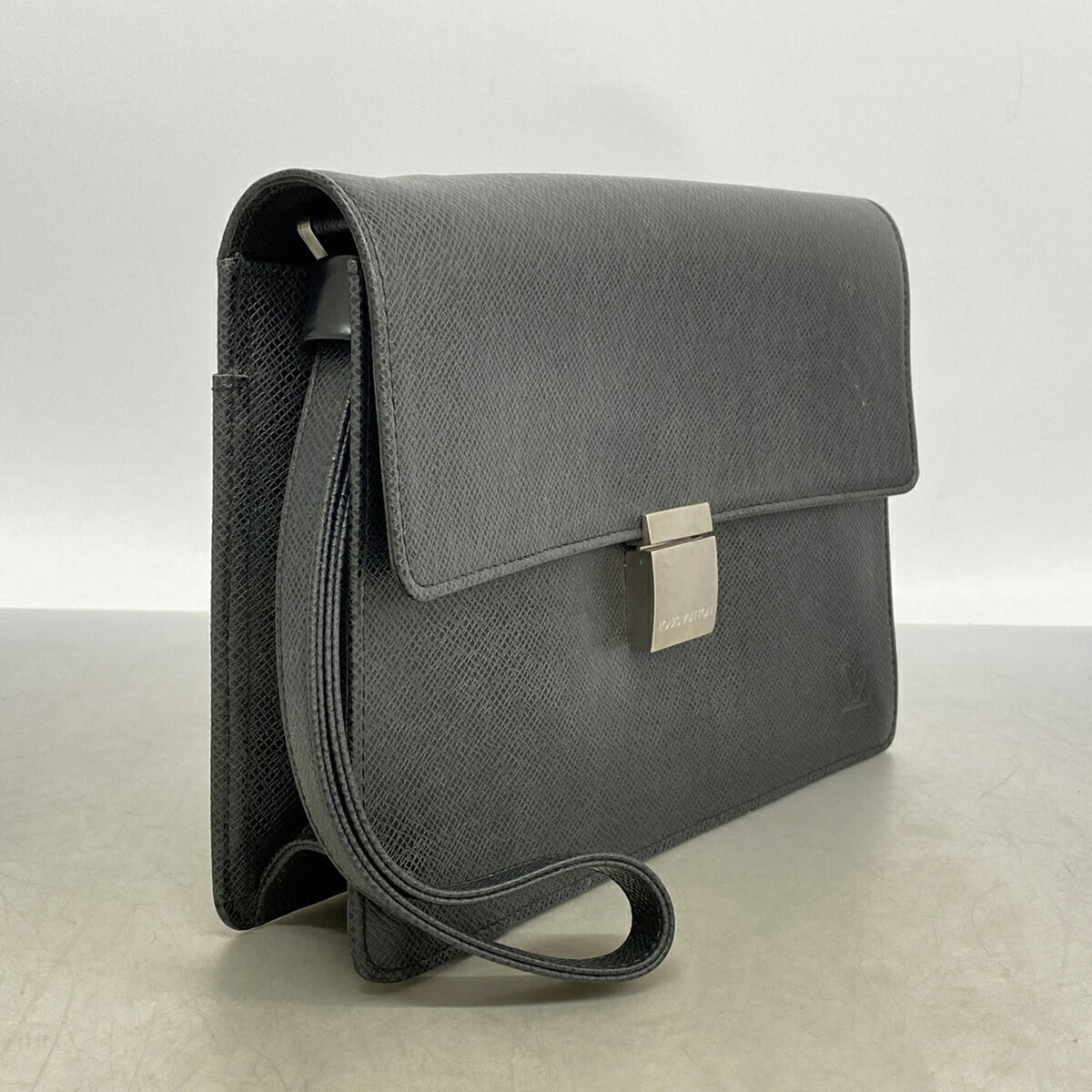 Louis Vuitton Ardoise Clutch Bag (Pre-Owned)