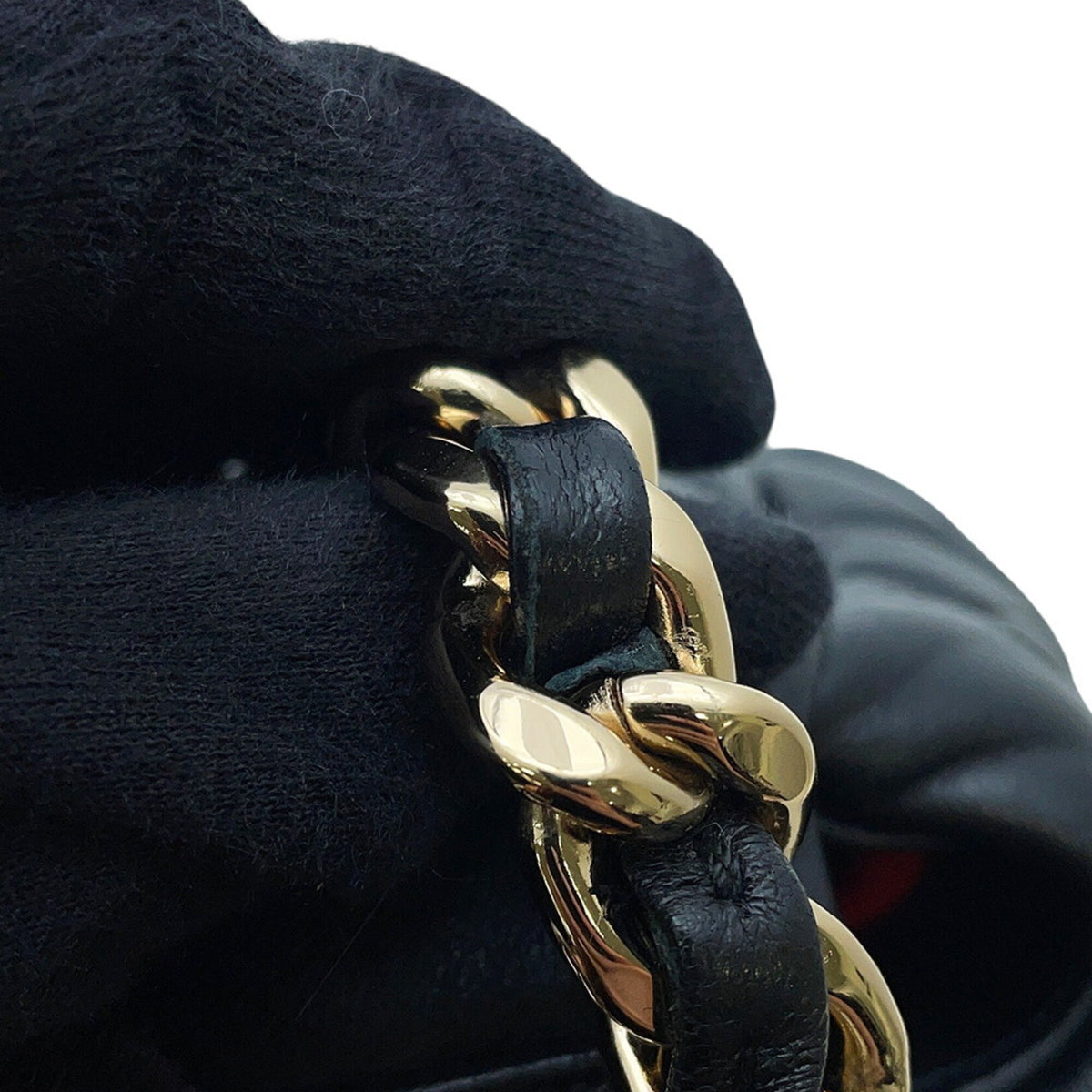 Chanel Black Leather Handbag Shoulder Bag (Pre-Owned)