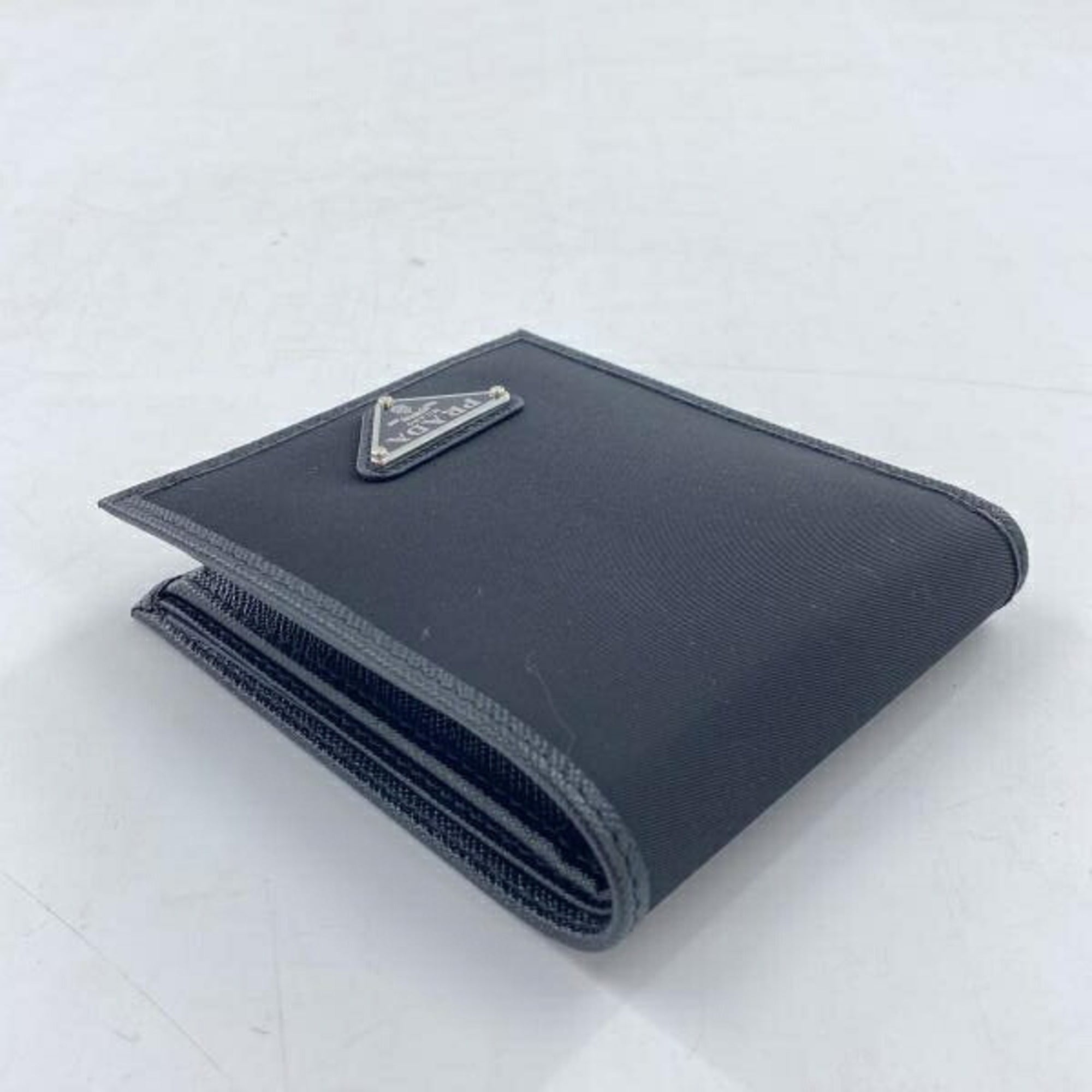 Prada Black Leather Card Wallet (Pre-Owned)