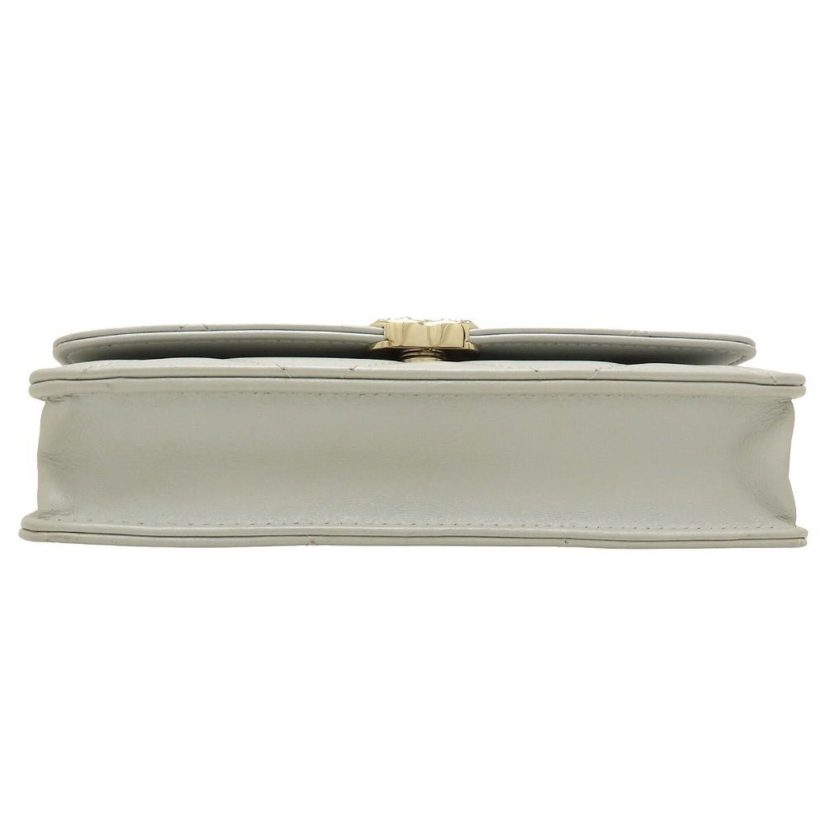 Chanel Light Gray Shoulder Bag (Pre-Owned)