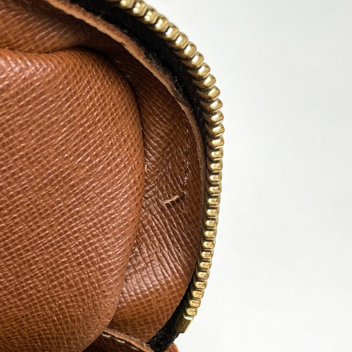 Louis Vuitton Monogram Brown Monogram Monogram Pochette Shoulder Bag (Pre-Owned)