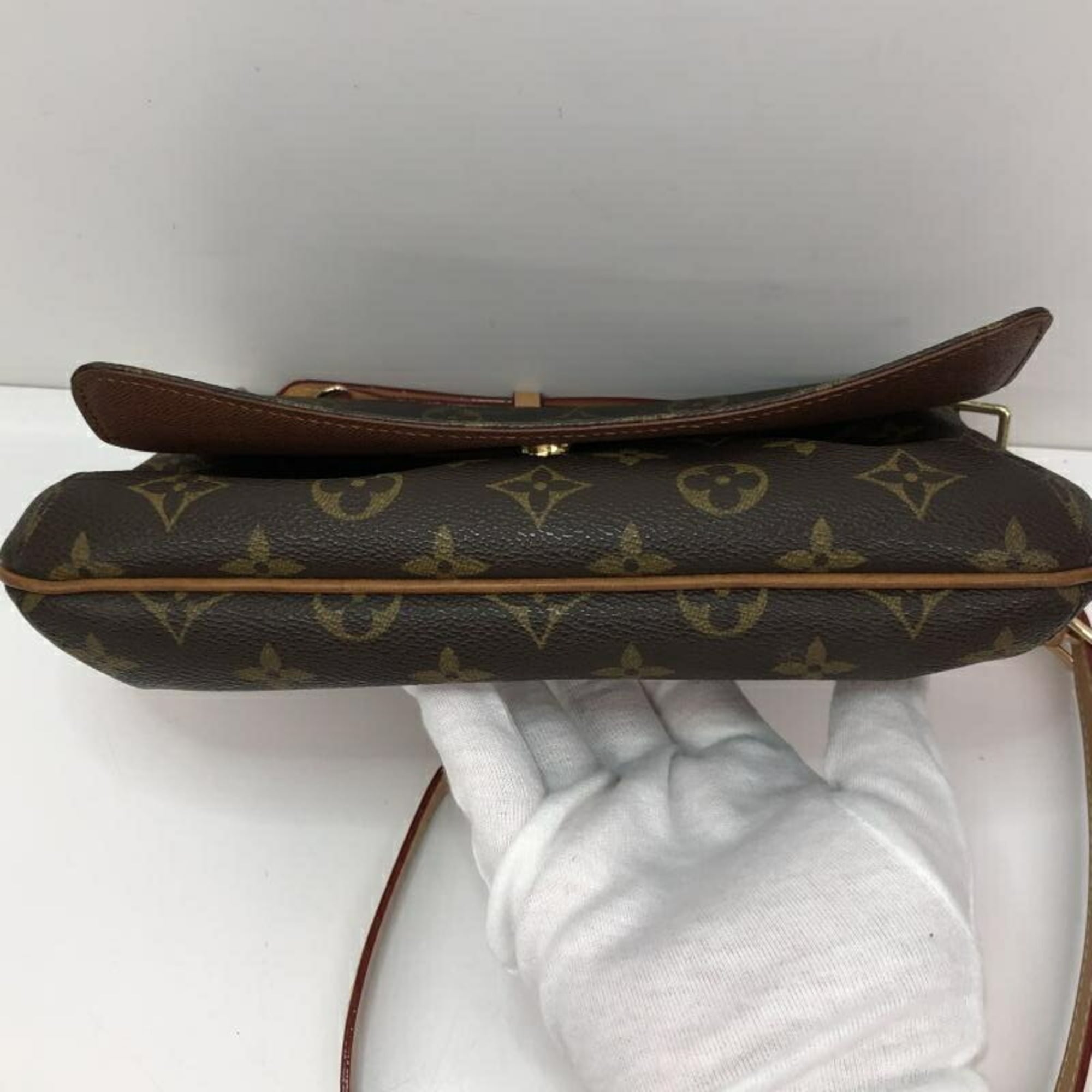 Louis Vuitton Monogram Monogram Shoulder Bag (Pre-Owned)