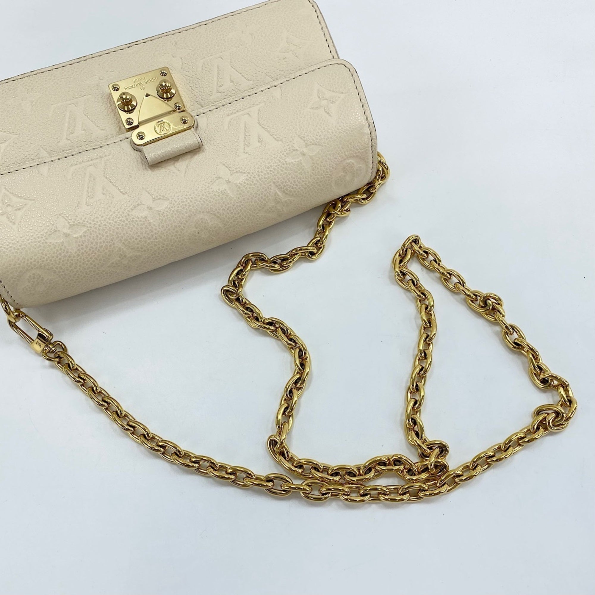 Louis Vuitton Beige Shoulder Bag (Pre-Owned)