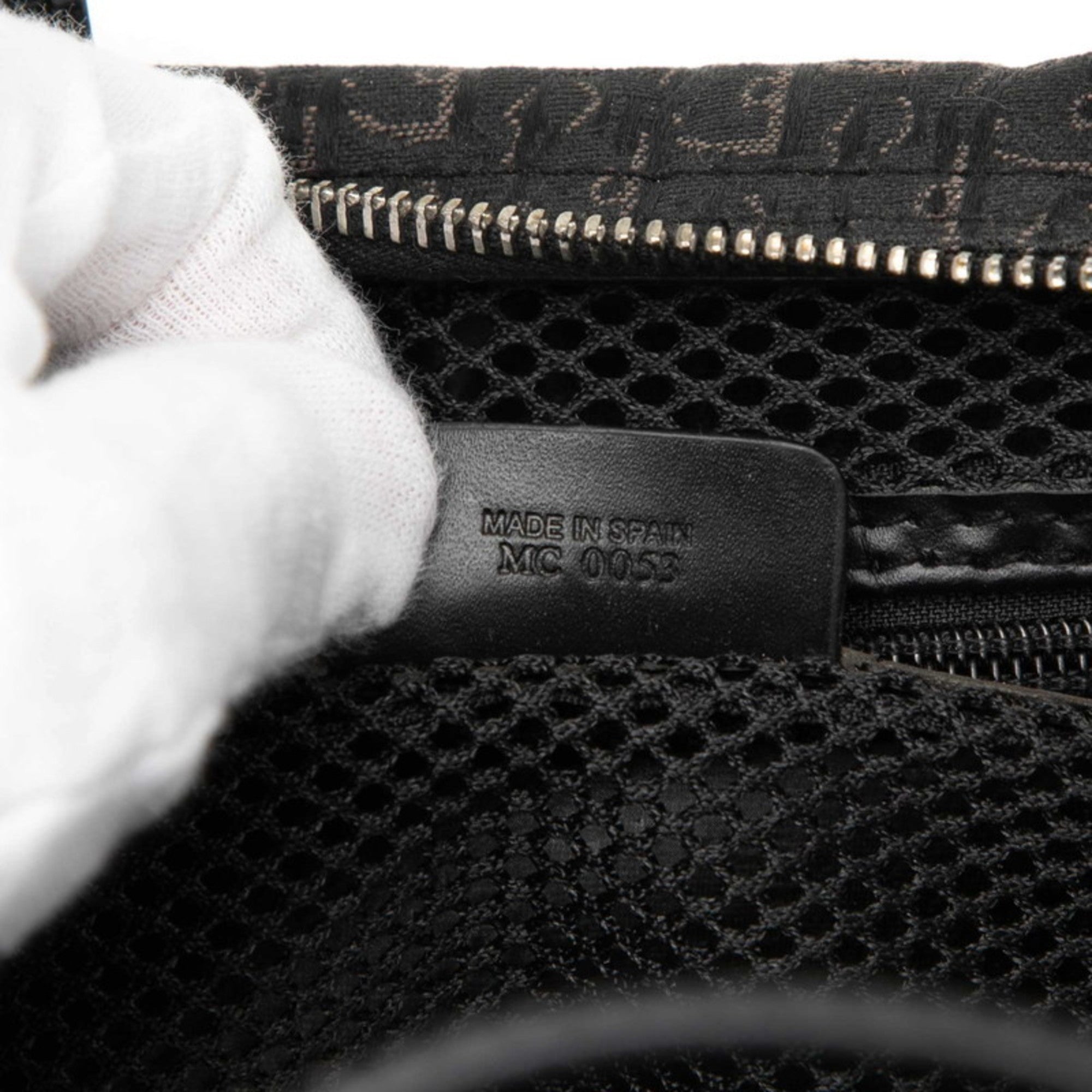 Christian Dior Black Canvas Leather Handbag (Pre-Owned)