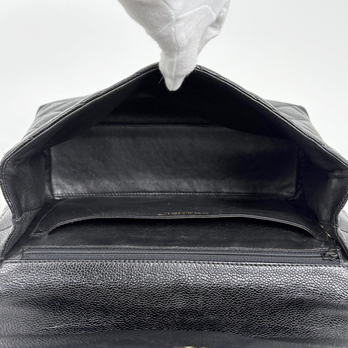 Chanel Matelasse Black Grained Calfskin Handbag (Pre-Owned)