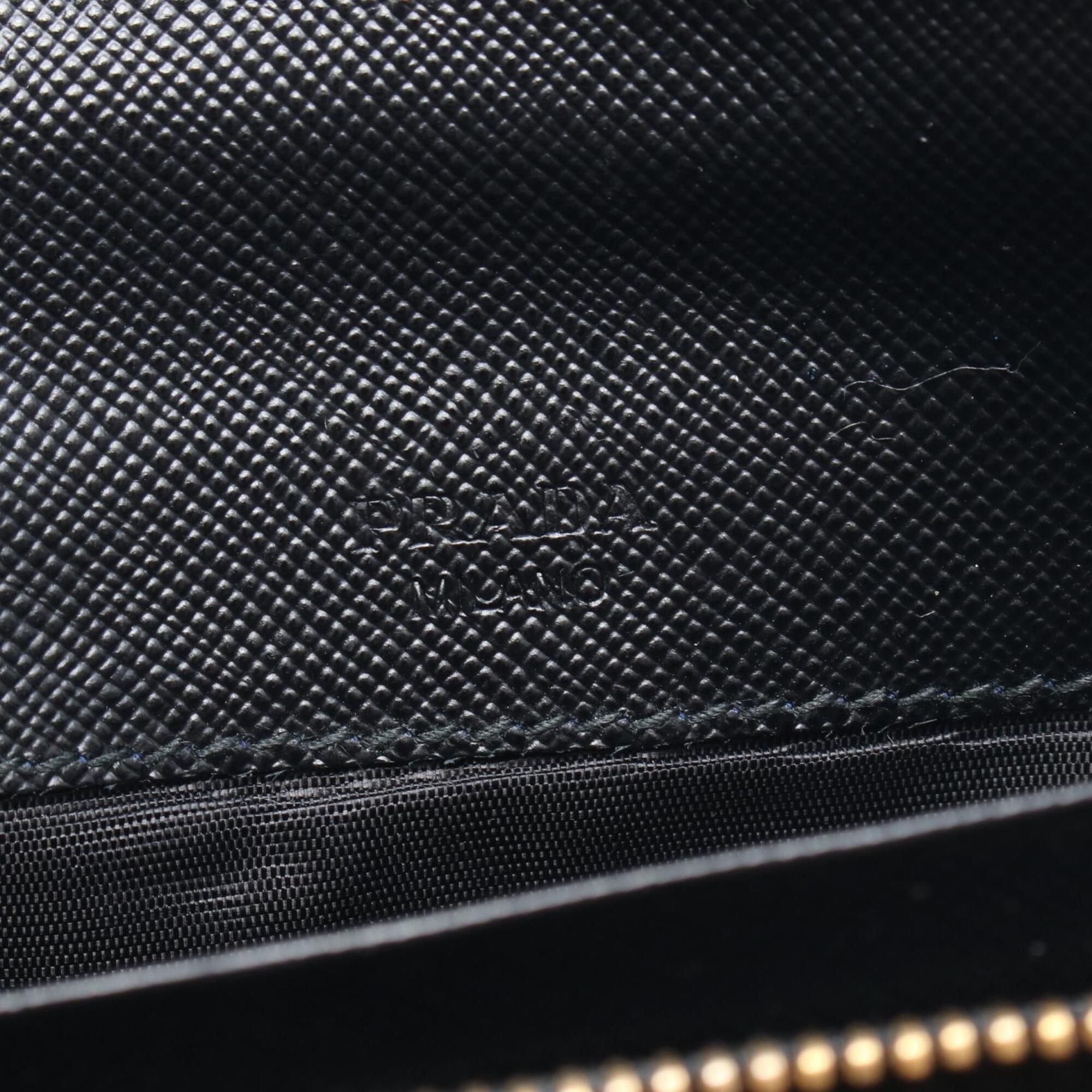 Prada Black Leather Long Wallet (Bi-Fold) (Pre-Owned)