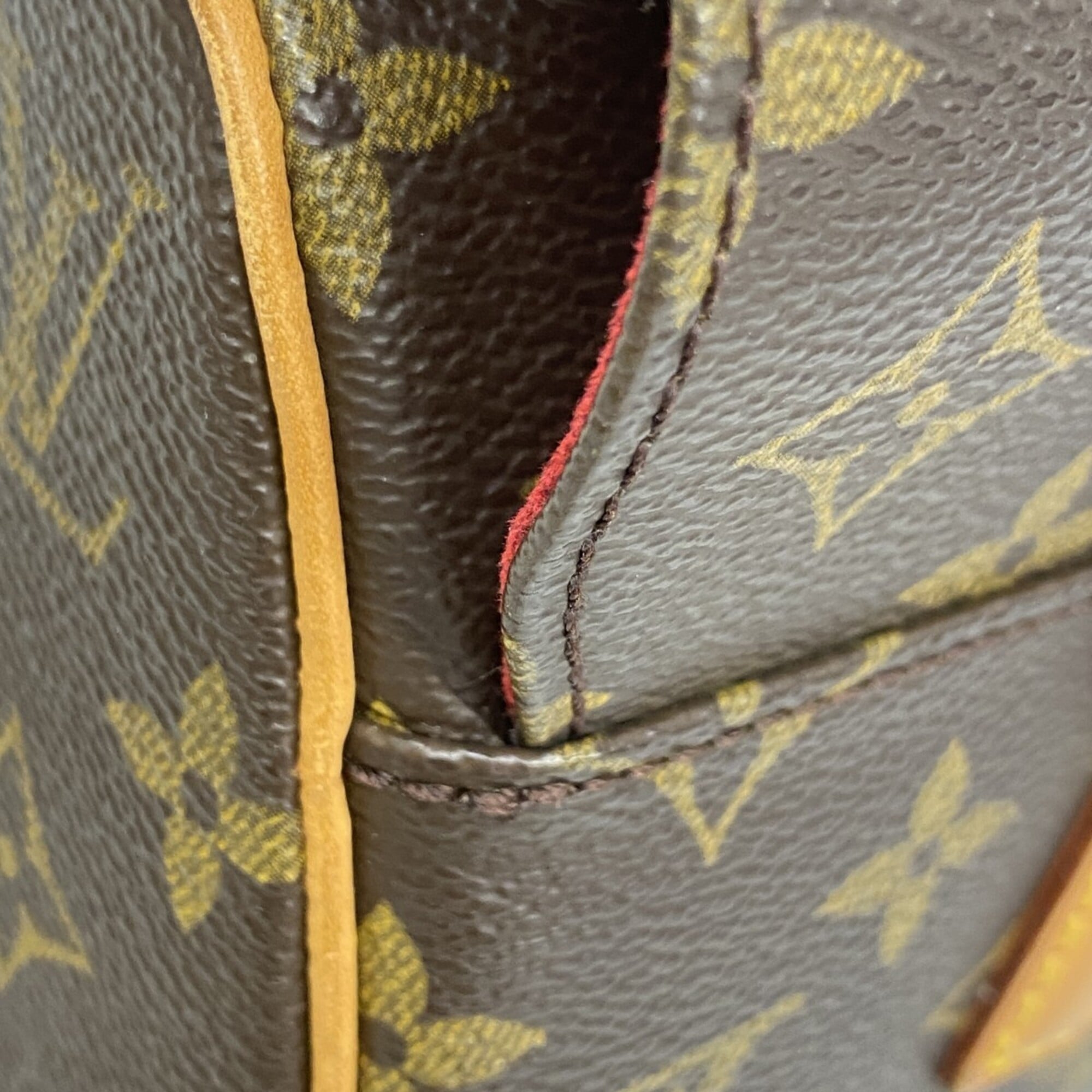 Louis Vuitton Brown Handbag (Pre-Owned)