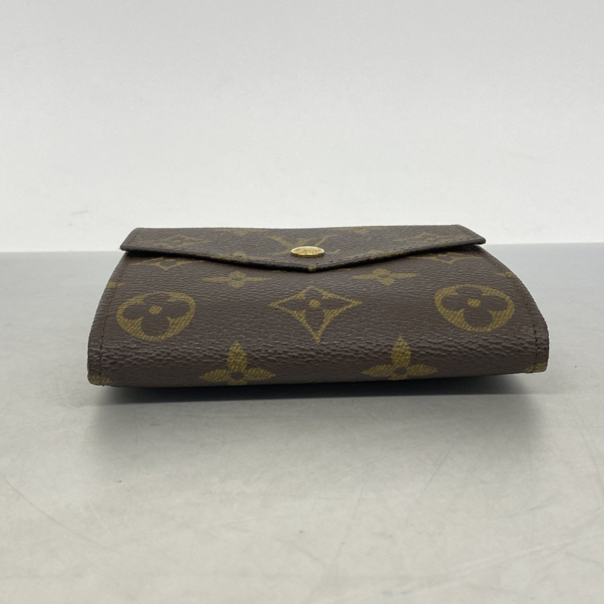 Louis Vuitton Brown Wallet (Tri-Fold) (Pre-Owned)