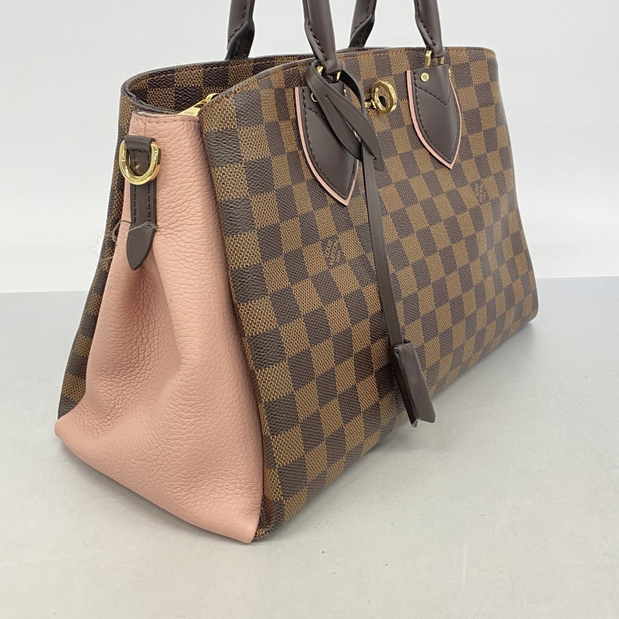 Louis Vuitton Ebene Magnolia Handbag (Pre-Owned)