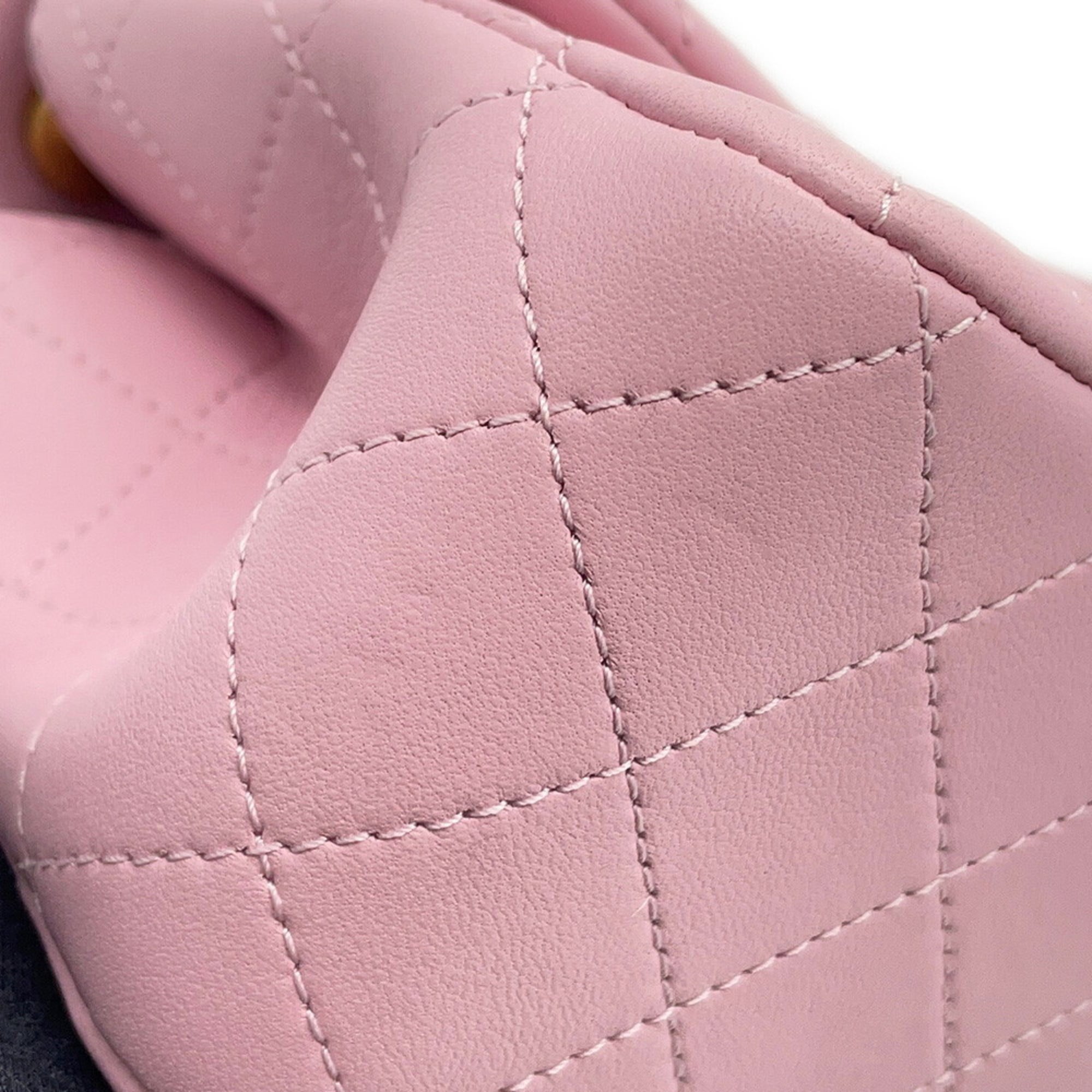 Chanel Matelasse Pink Leather Shoulder Bag (Pre-Owned)