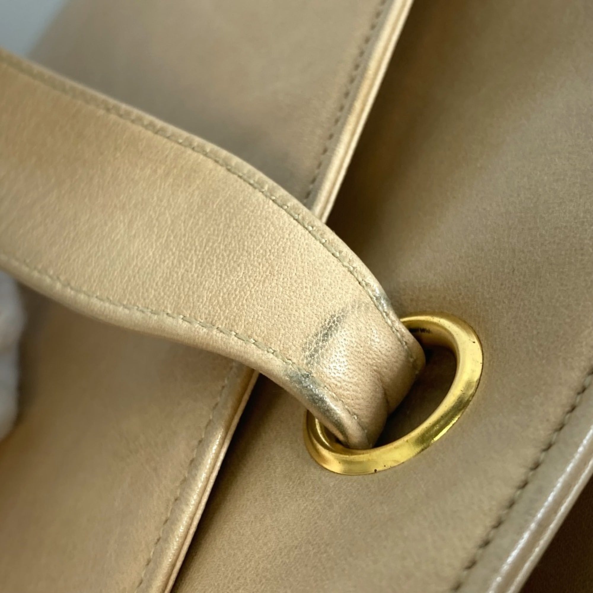 Chanel Beige Leather Shoulder Bag Tote Bag (Pre-Owned)