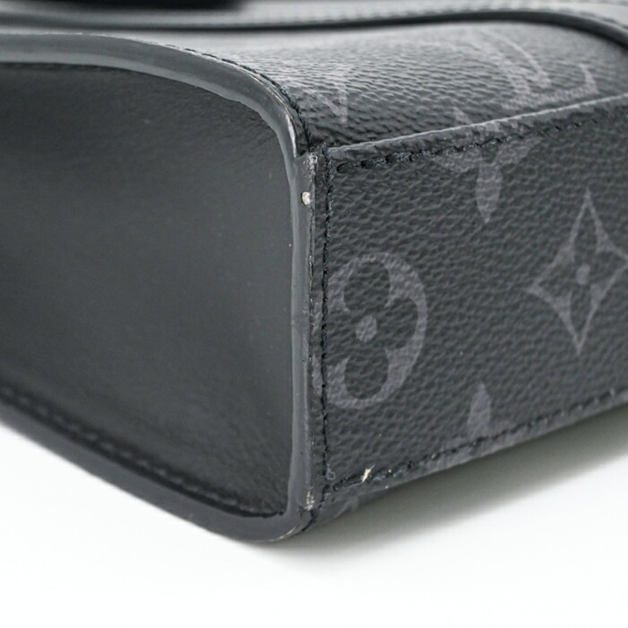Louis Vuitton Black Monogram Eclipse Noir Monogram Eclipse Handbag (Pre-Owned)