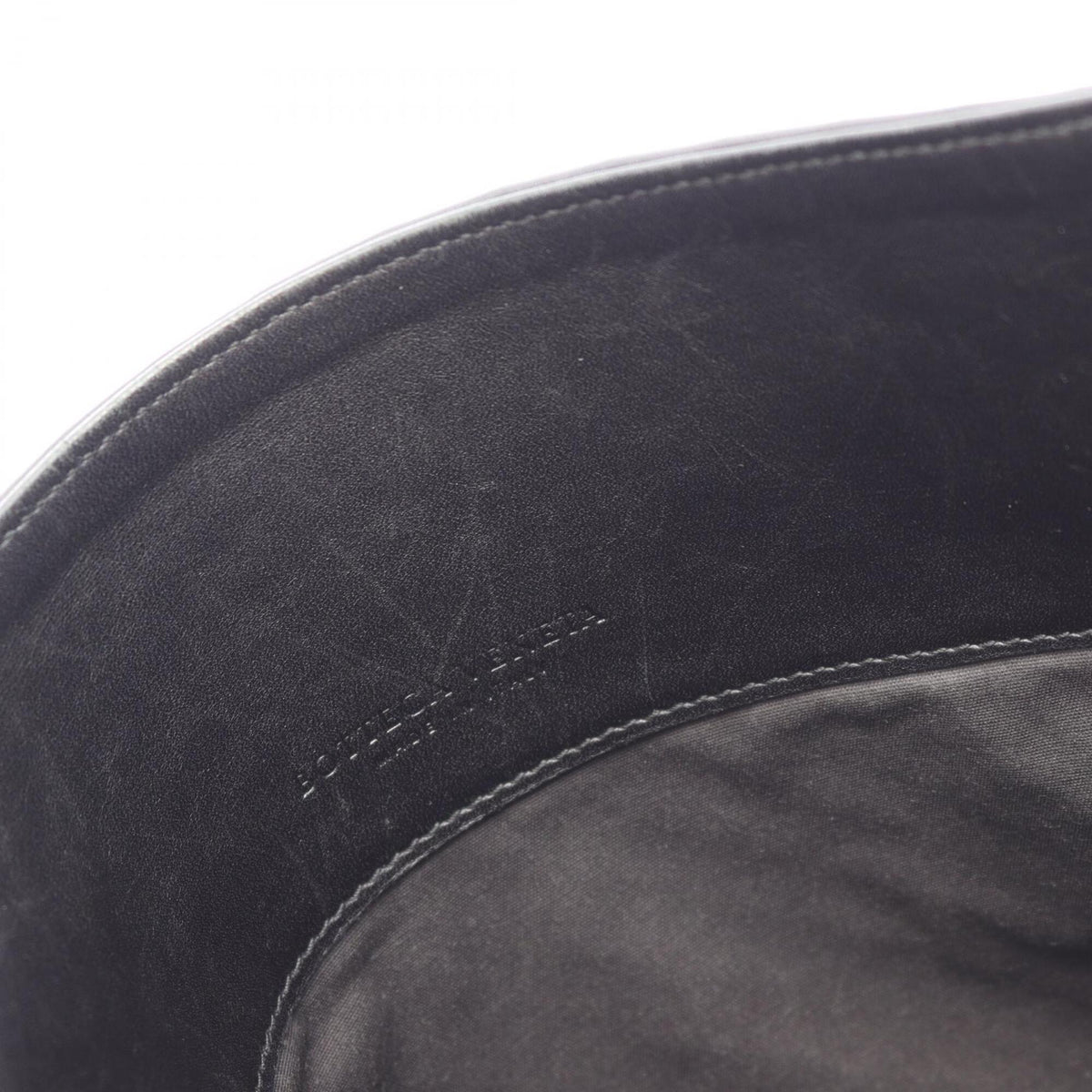 Bottega Veneta Intrecciato Black Navy Leather Handbag Shoulder Bag (Pre-Owned)