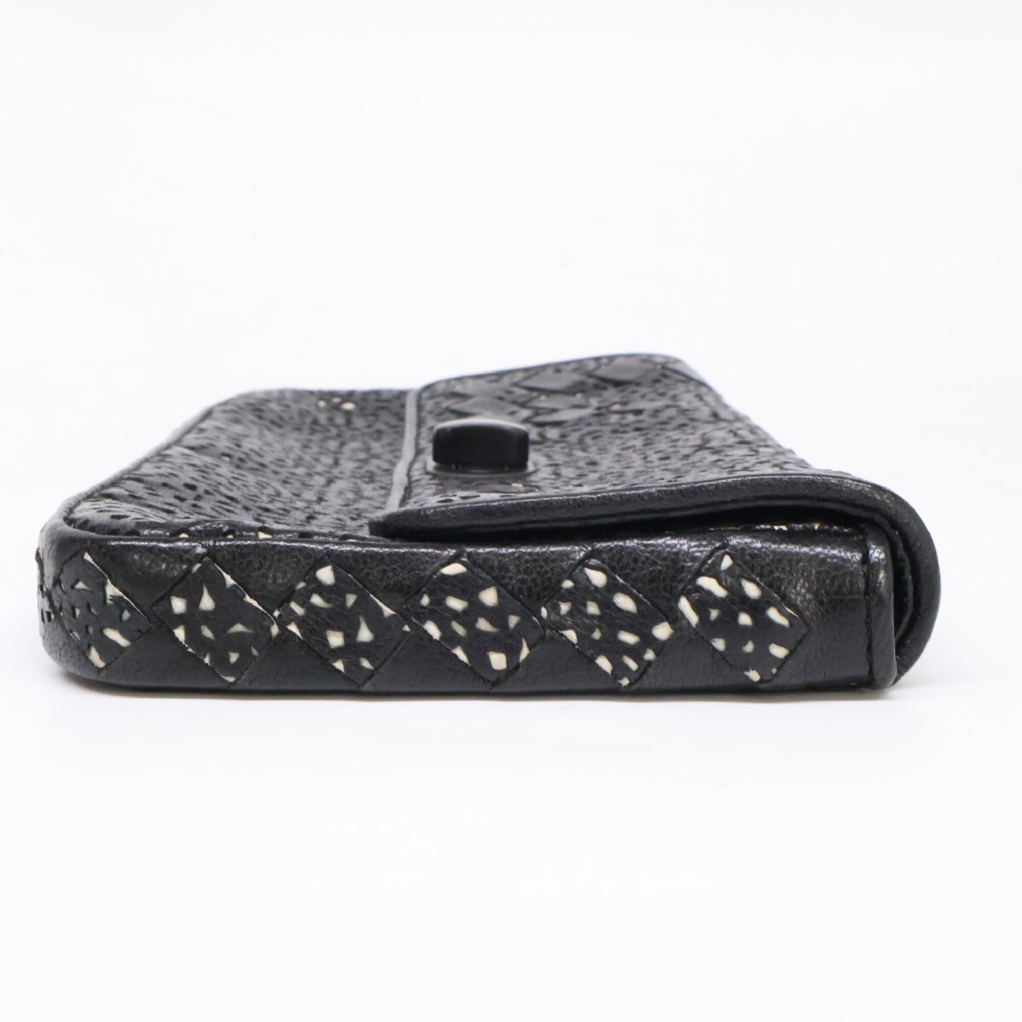 Bottega Veneta Black Leather Clutch Bag (Pre-Owned)