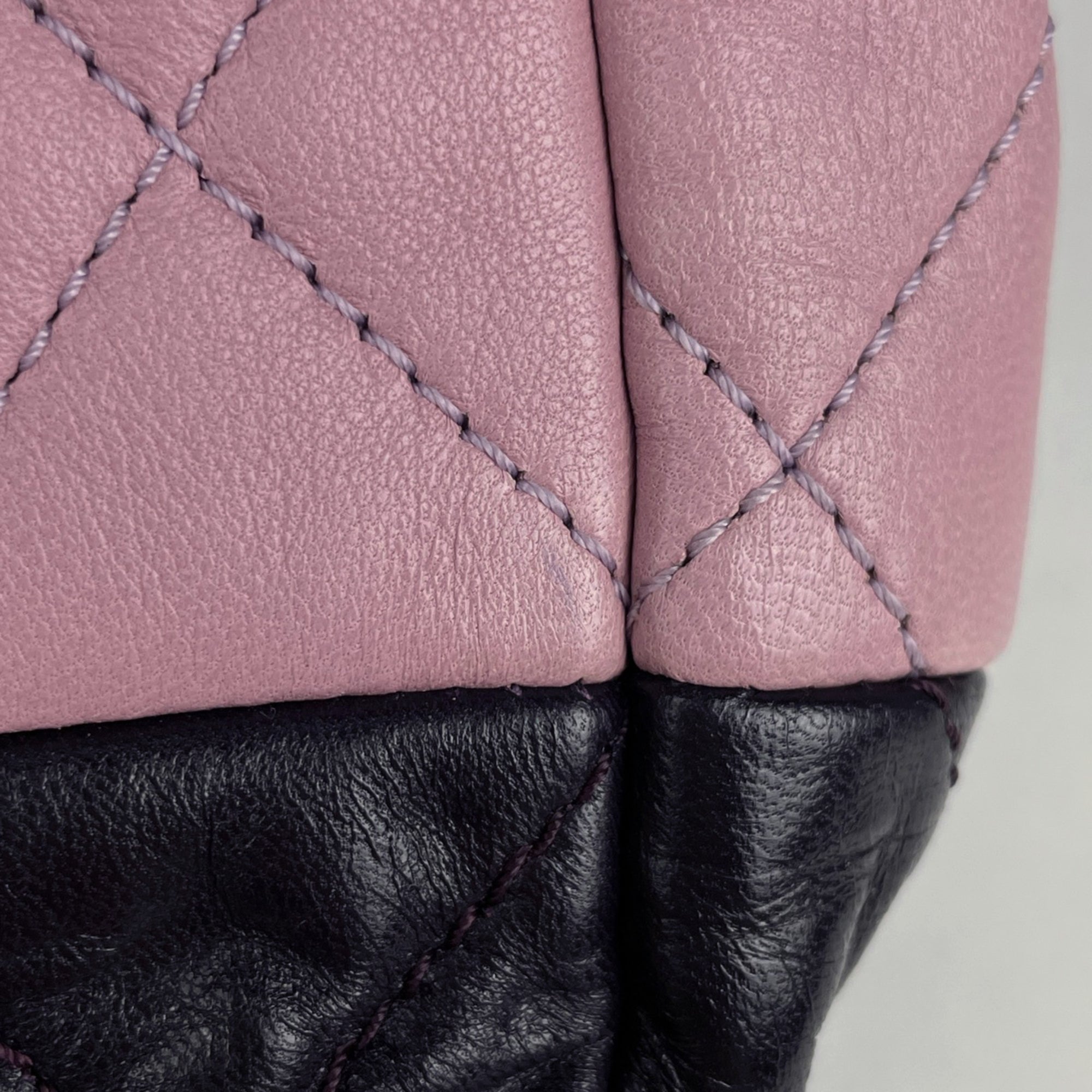 Chanel Pink Purple Leather Shoulder Bag (Pre-Owned)