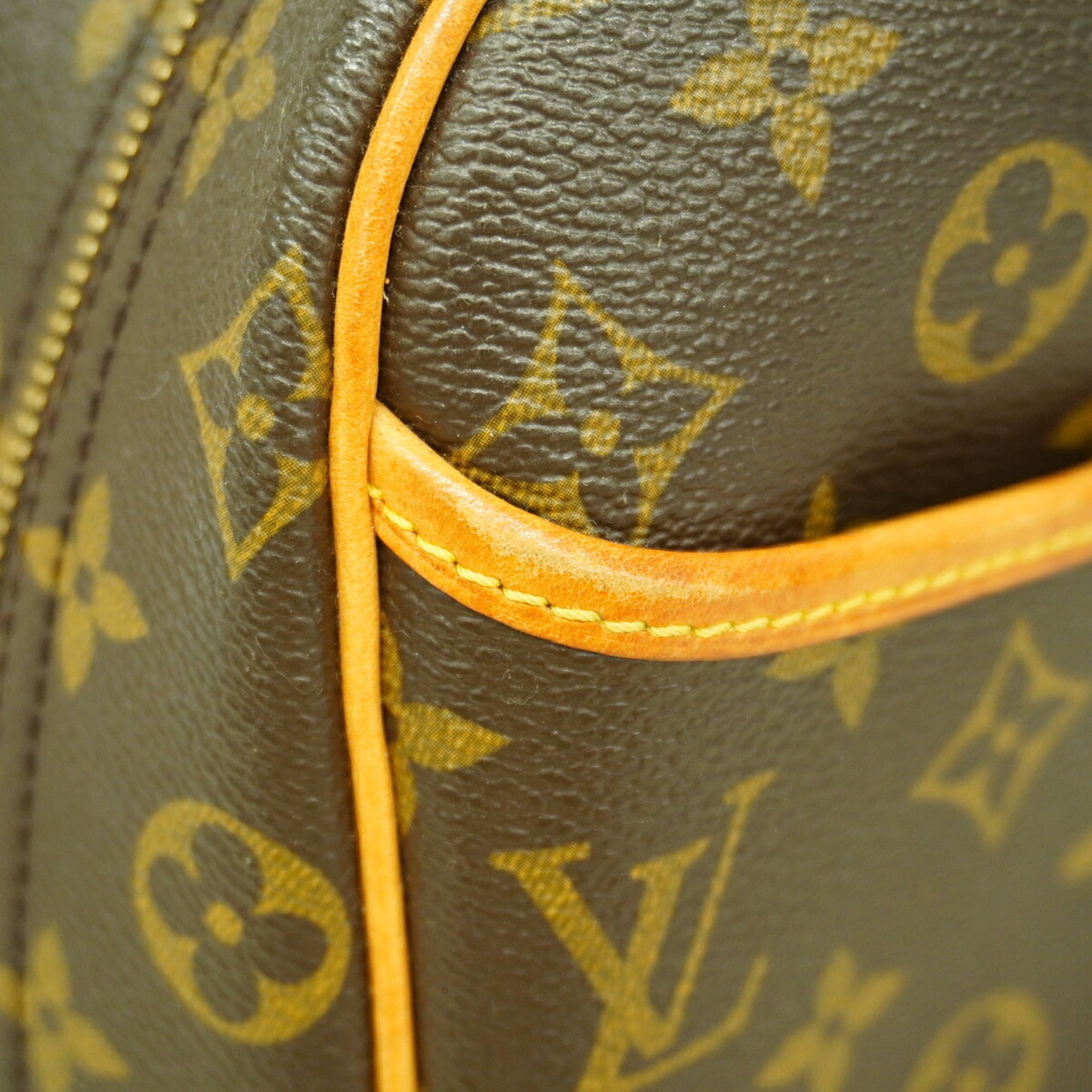 Louis Vuitton Brown Handbag (Pre-Owned)