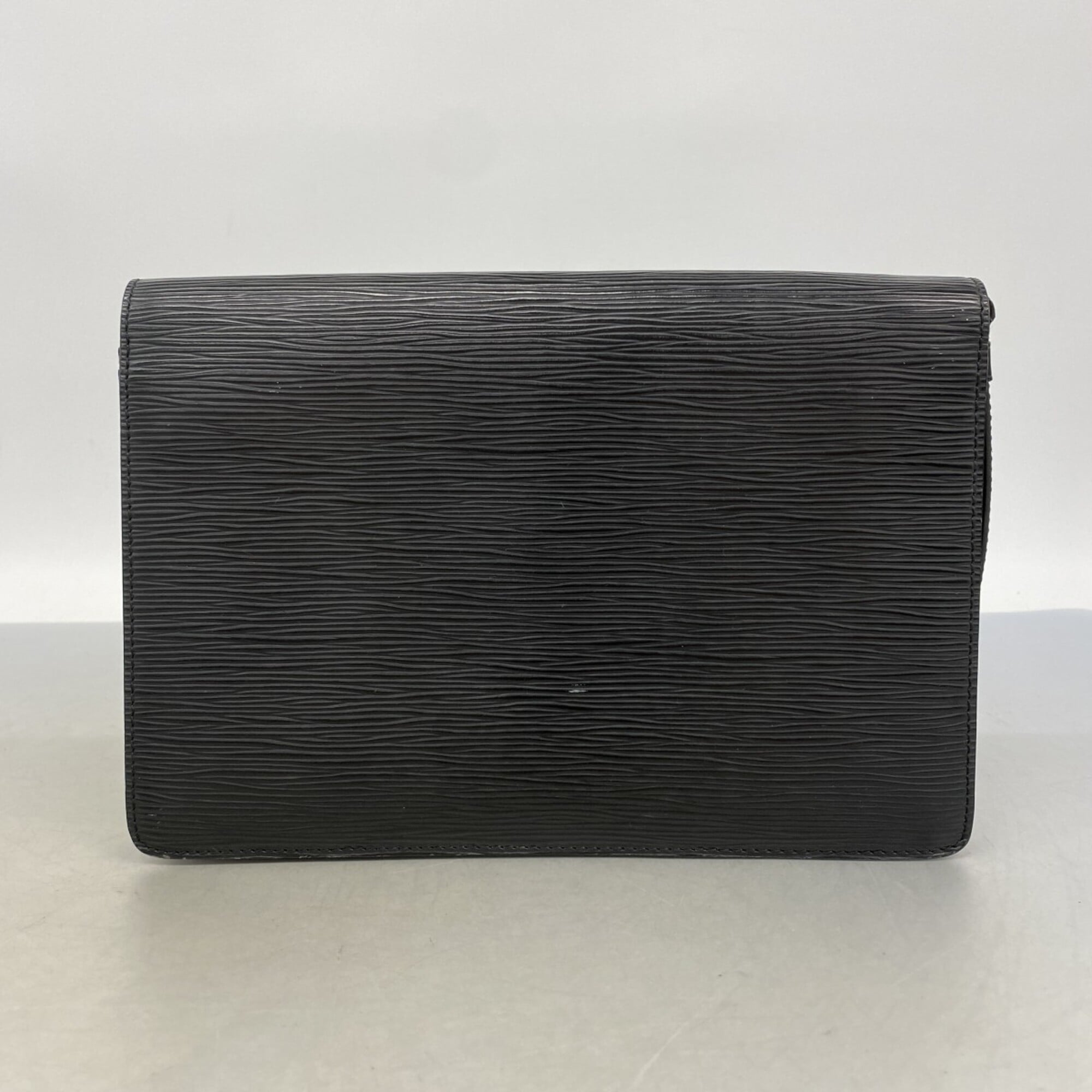 Louis Vuitton Noir Clutch Bag (Pre-Owned)