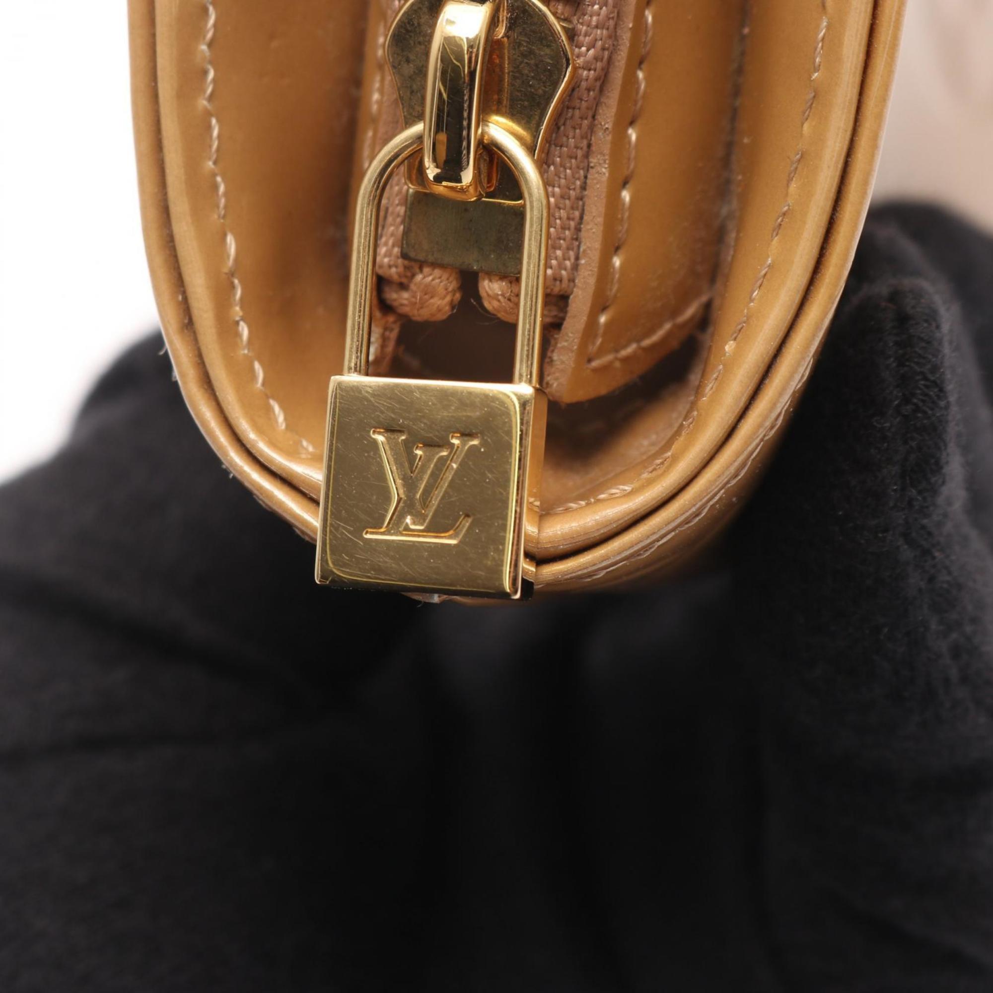 Louis Vuitton Beige Leather Handbag (Pre-Owned)