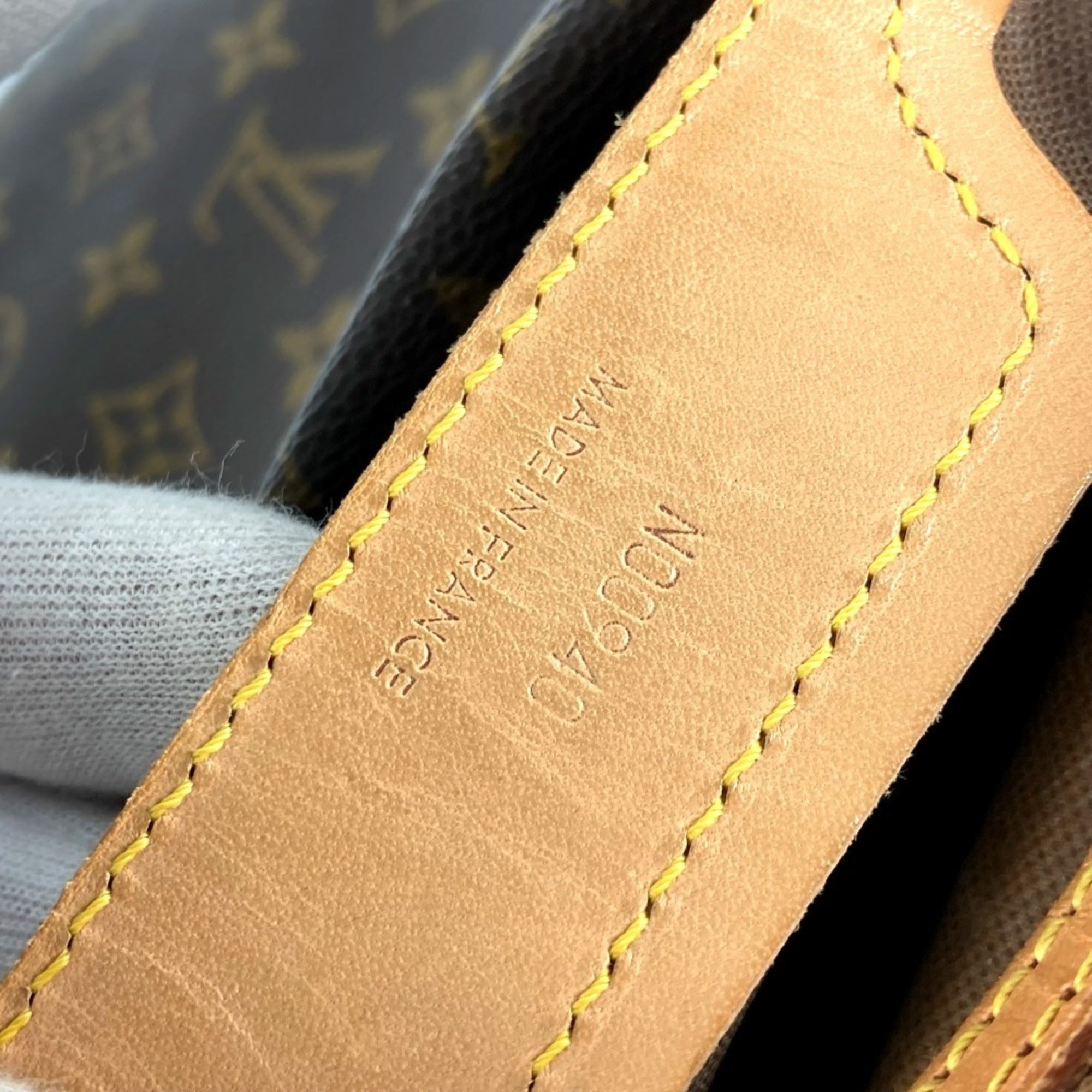 Louis Vuitton Brown Monogram Canvas Shoulder Bag Tote Bag (Pre-Owned)