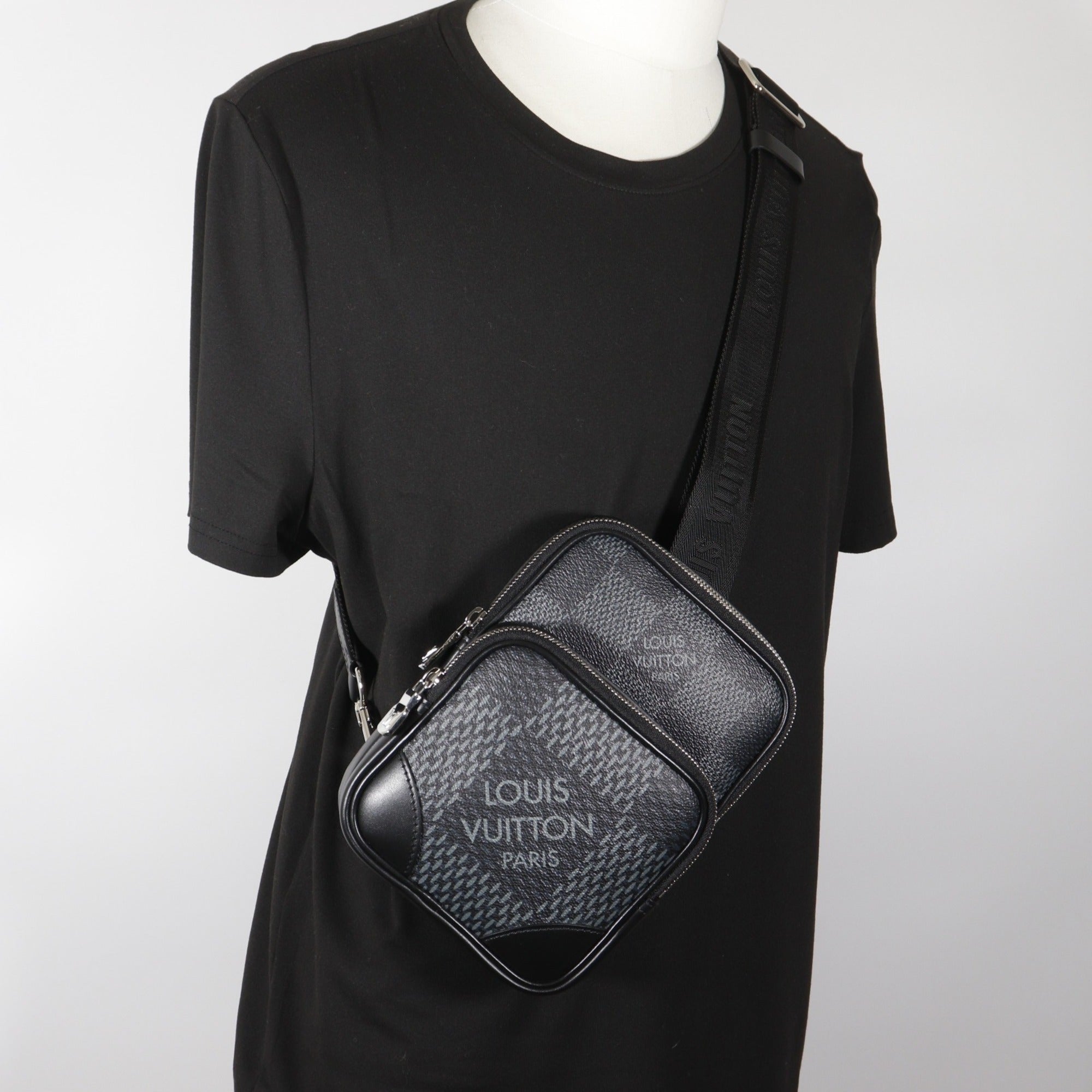 Louis Vuitton Black Damier Graphite Shoulder Bag Sling Bag (Pre-Owned)