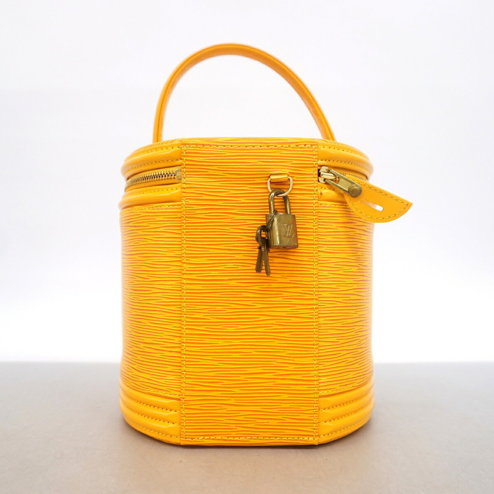 Louis Vuitton Jaune Handbag (Pre-Owned)