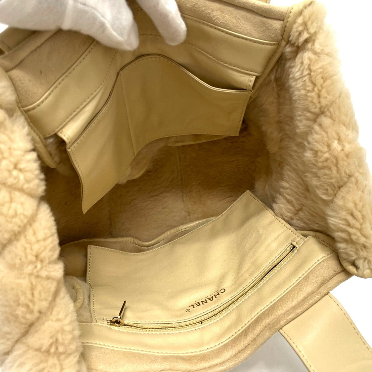 Chanel Beige Other Handbag (Pre-Owned)