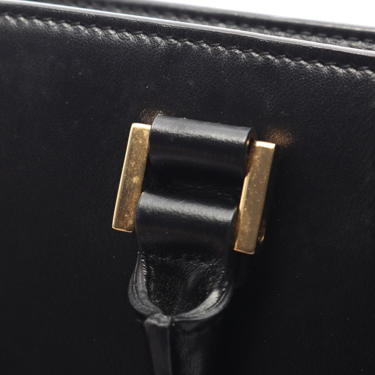 Yves Saint Laurent Black Leather Handbag (Pre-Owned)
