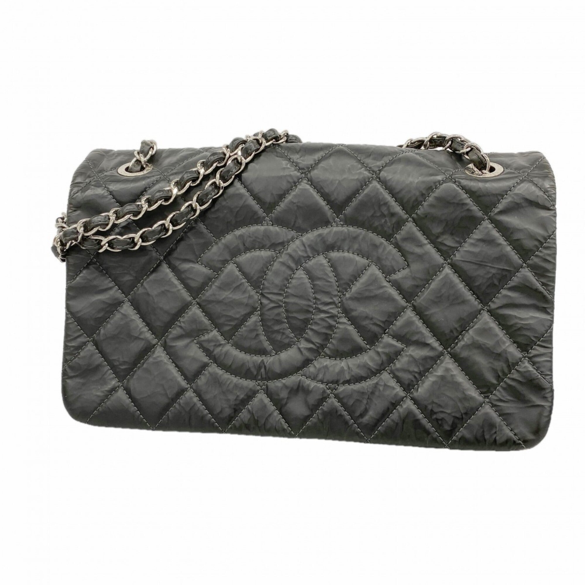 Chanel Black Leather Shoulder Bag (Pre-Owned)