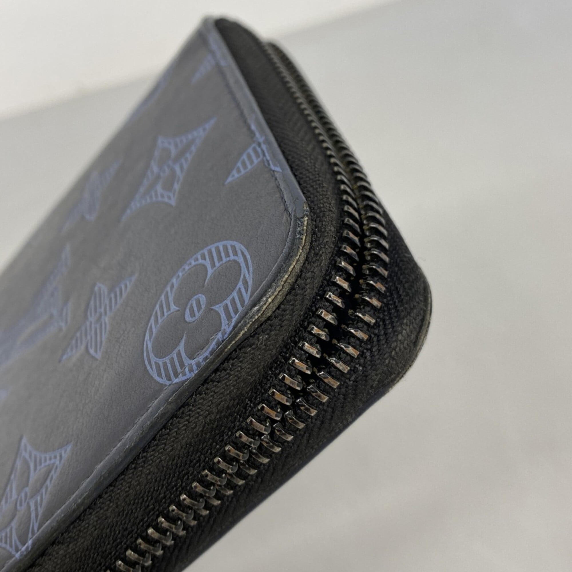Louis Vuitton Navy Long Wallet (Bi-Fold) (Pre-Owned)
