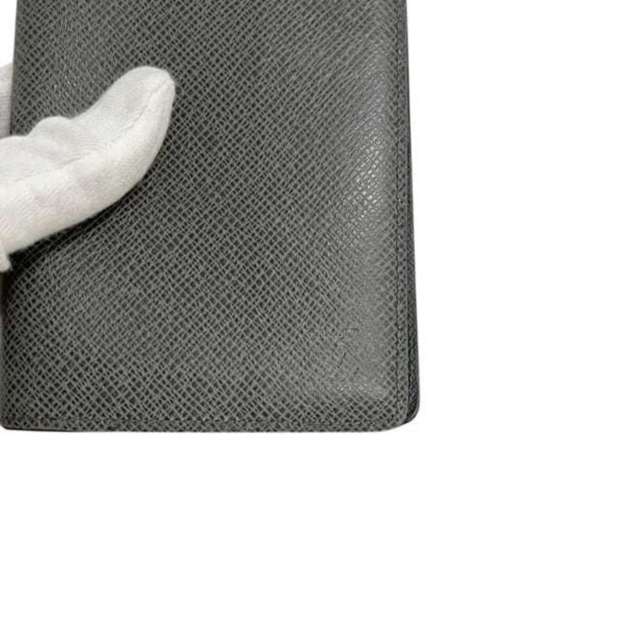 Louis Vuitton Glacier Gray Taiga Leather Long Wallet (Bi-Fold) (Pre-Owned)