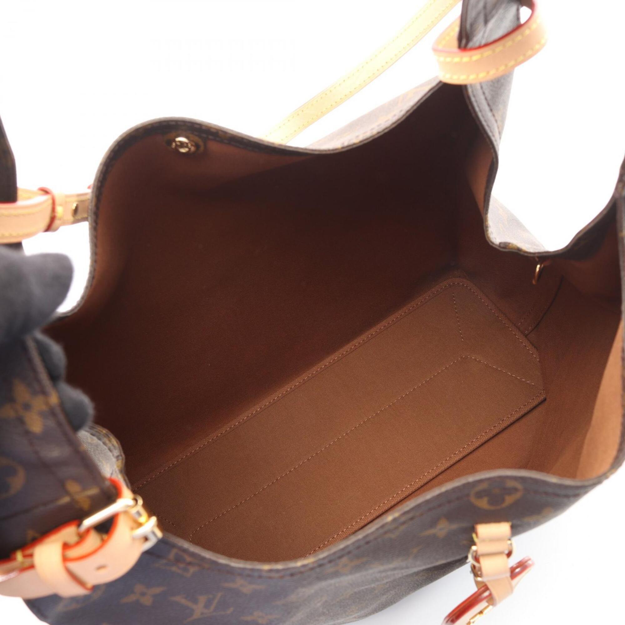 Louis Vuitton Brown Monogram Monogram Handbag (Pre-Owned)