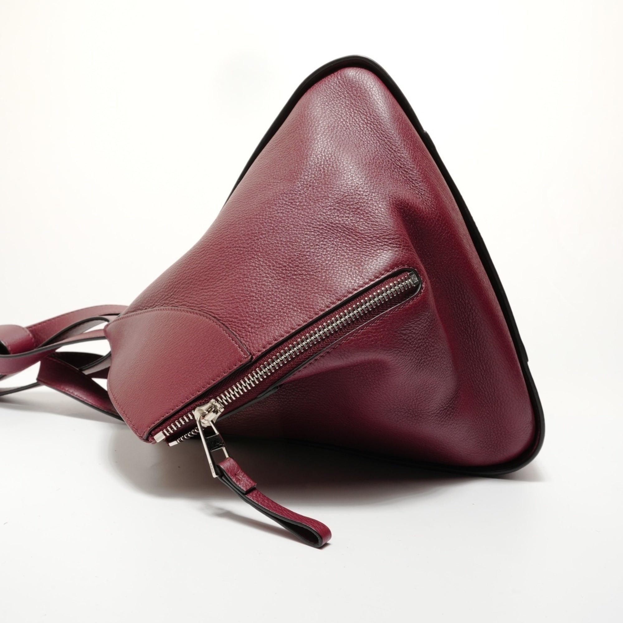 Loewe Hammock Red Color Leather Handbag (Pre-Owned)