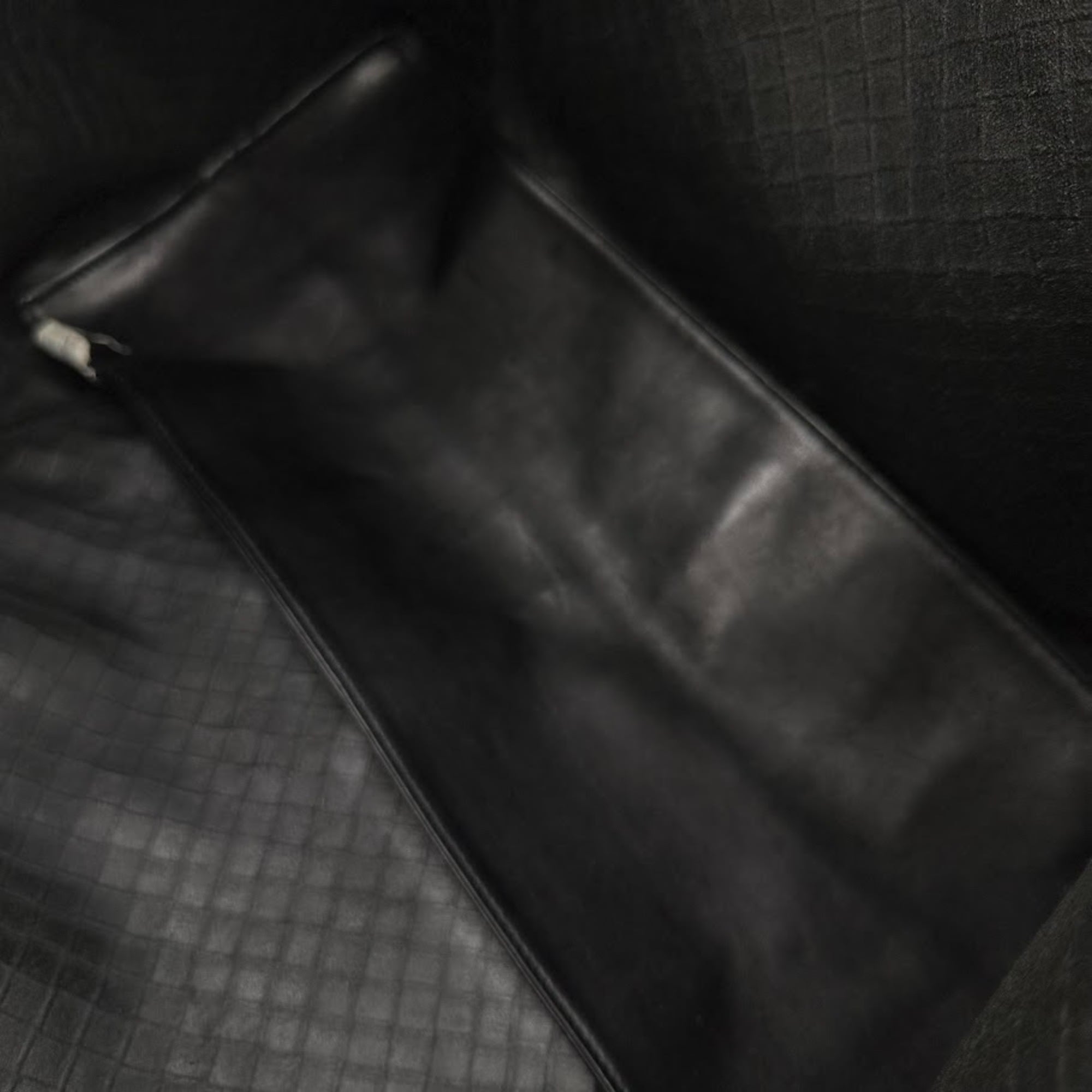 Bottega Veneta Black Leather Tote Bag (Pre-Owned)