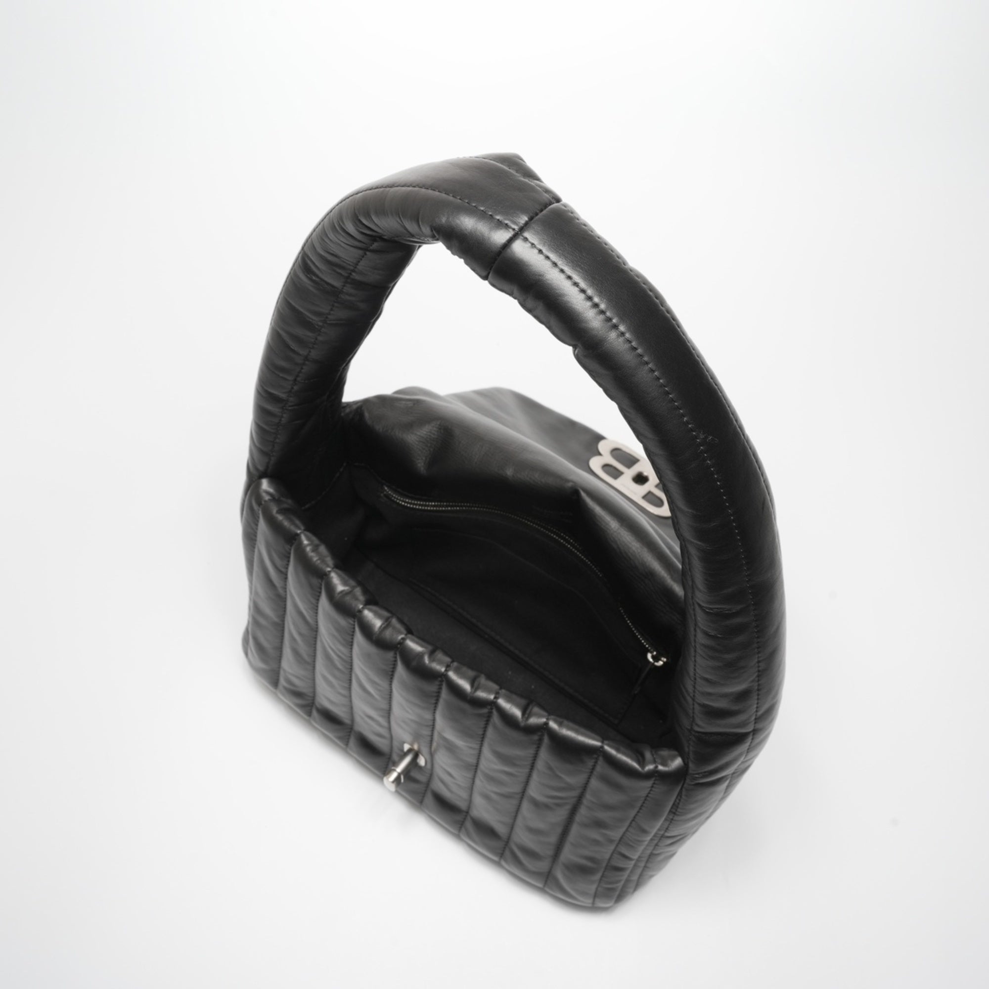 Balenciaga Black Leather Shoulder Bag (Pre-Owned)