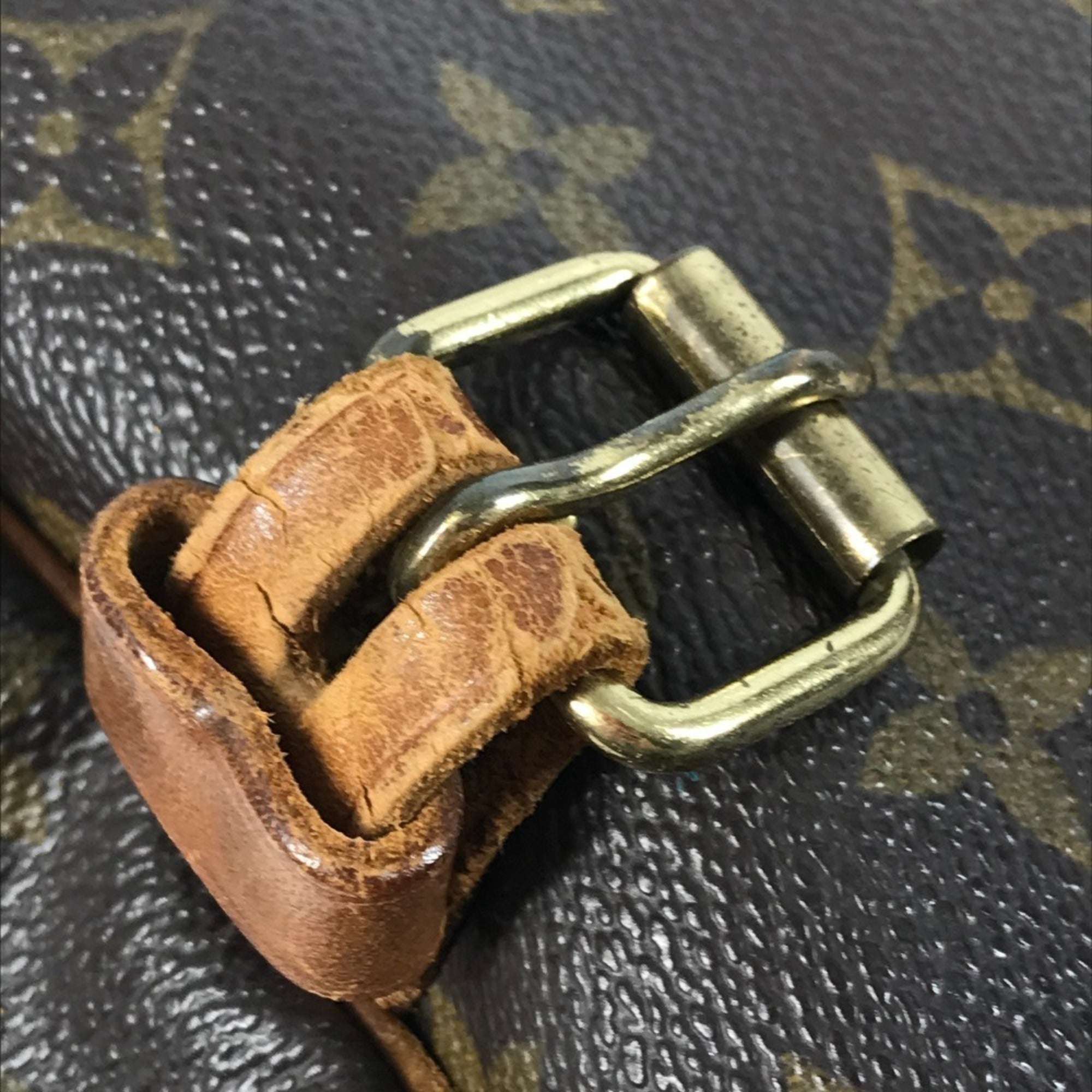 Louis Vuitton Brown Monogram Shoulder Bag (Pre-Owned)