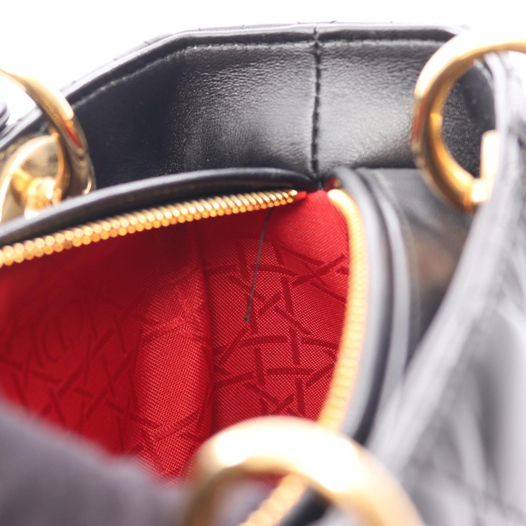Christian Dior Black Leather Handbag (Pre-Owned)