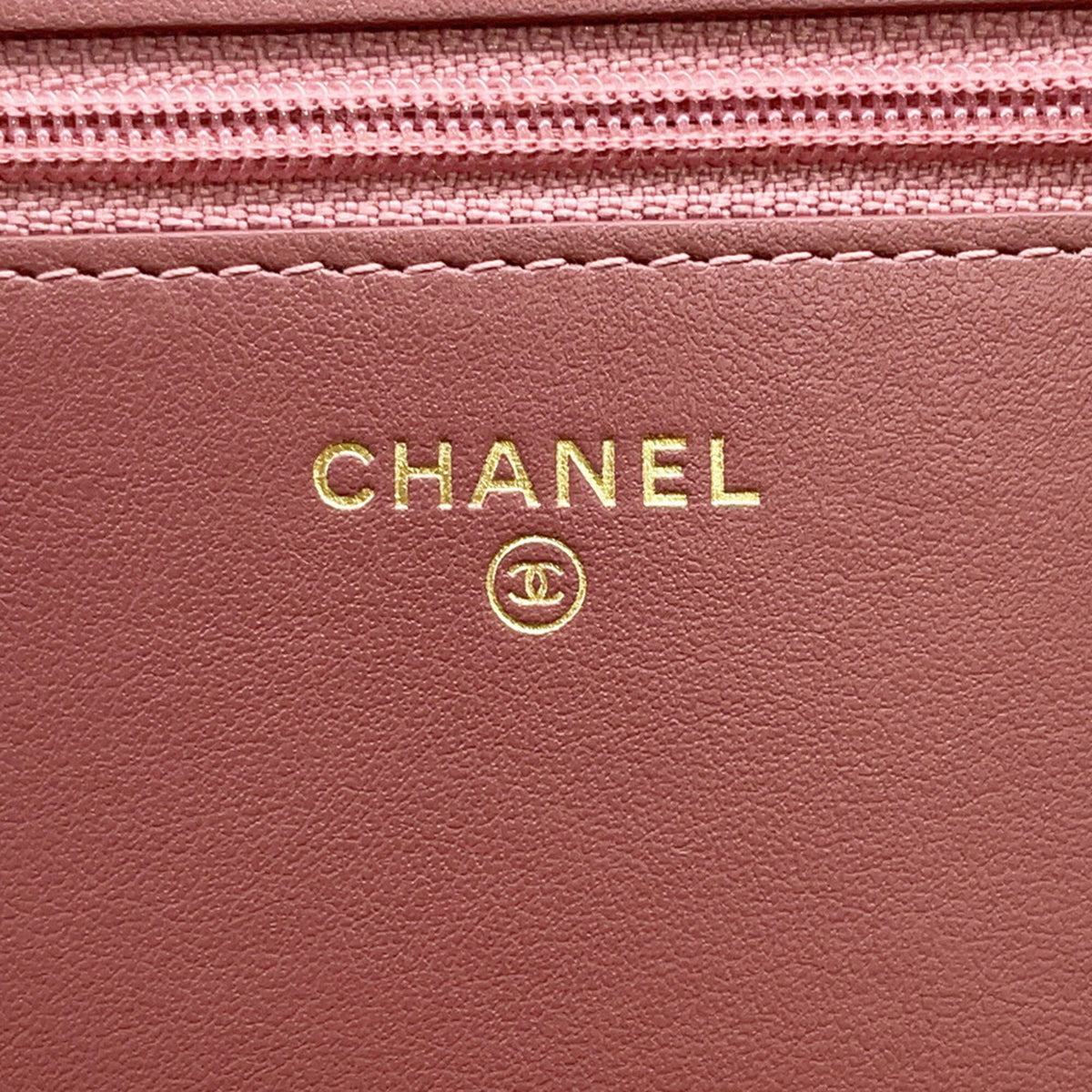 Chanel Boy Chanel Pink Velvet Chain/Shoulder Wallet (Pre-Owned)